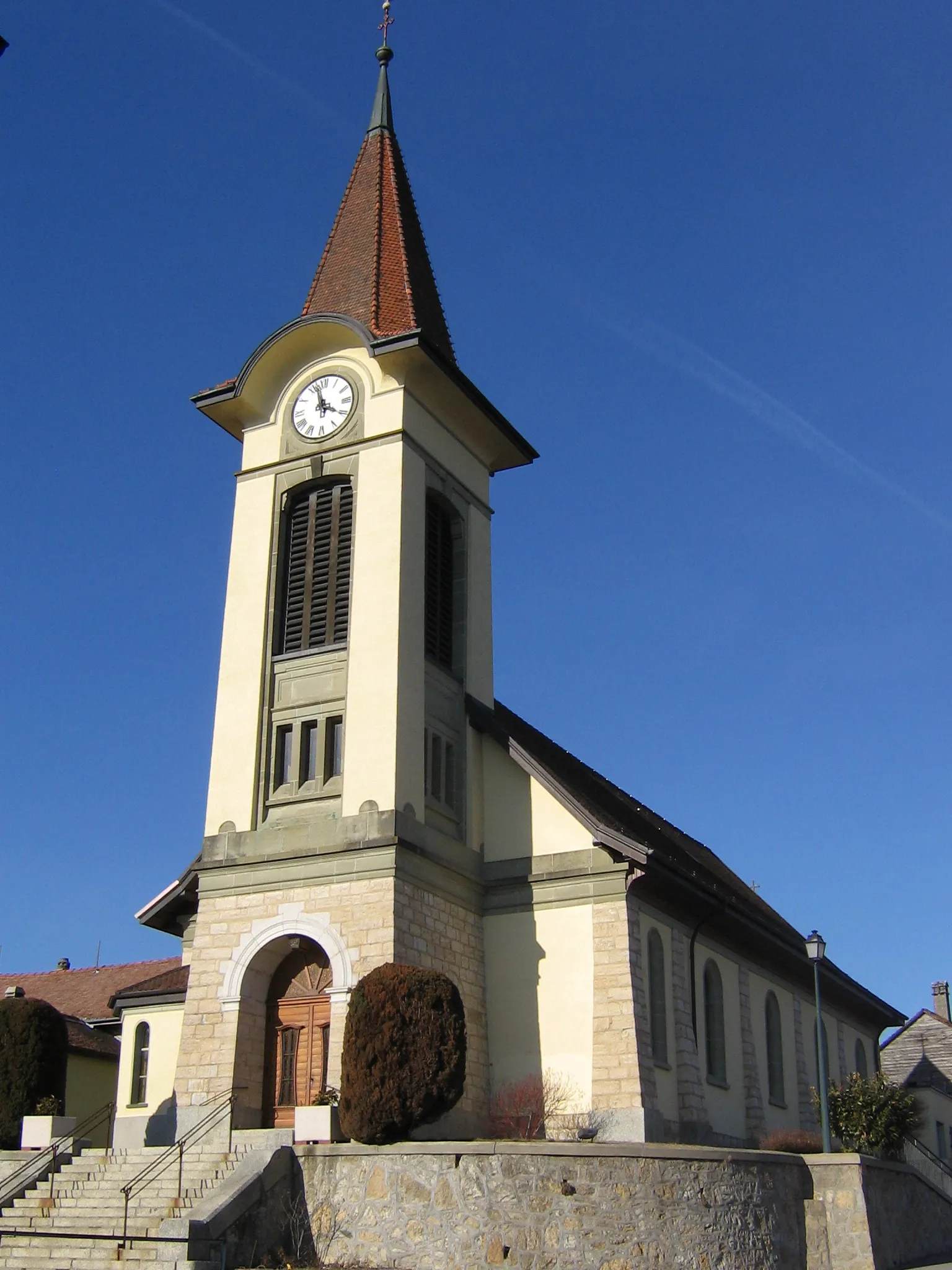 Photo showing: Church of Villars-le-Terroir, Vaud, Switzerland.