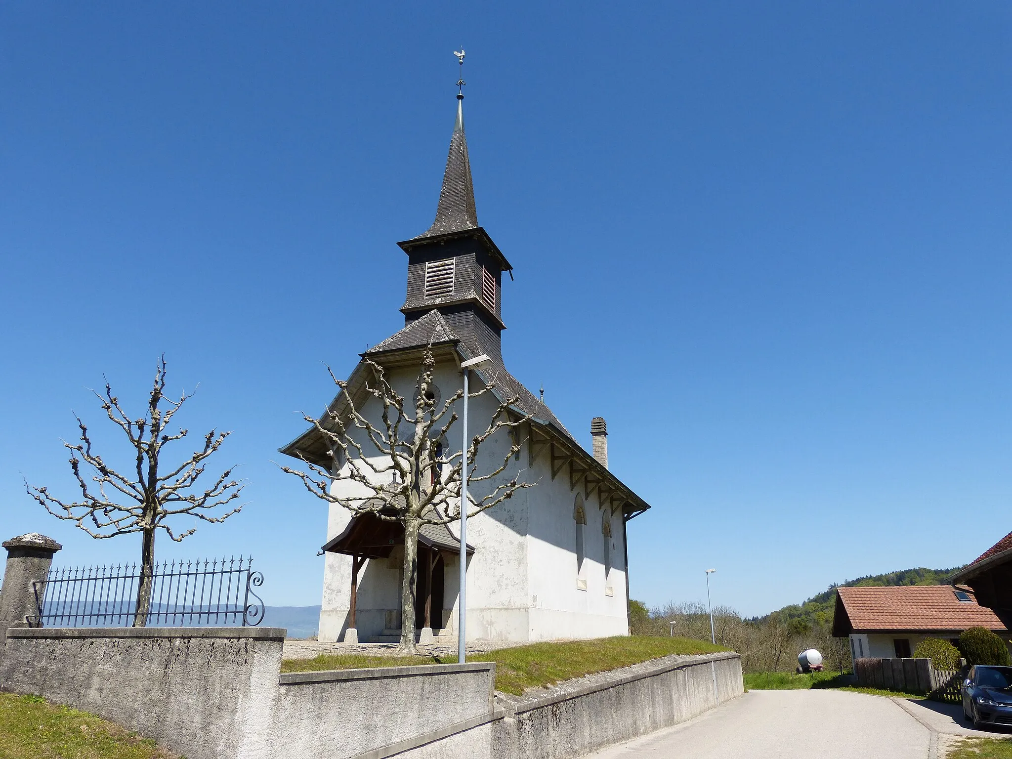 Photo showing: Reformed church of Ogens.