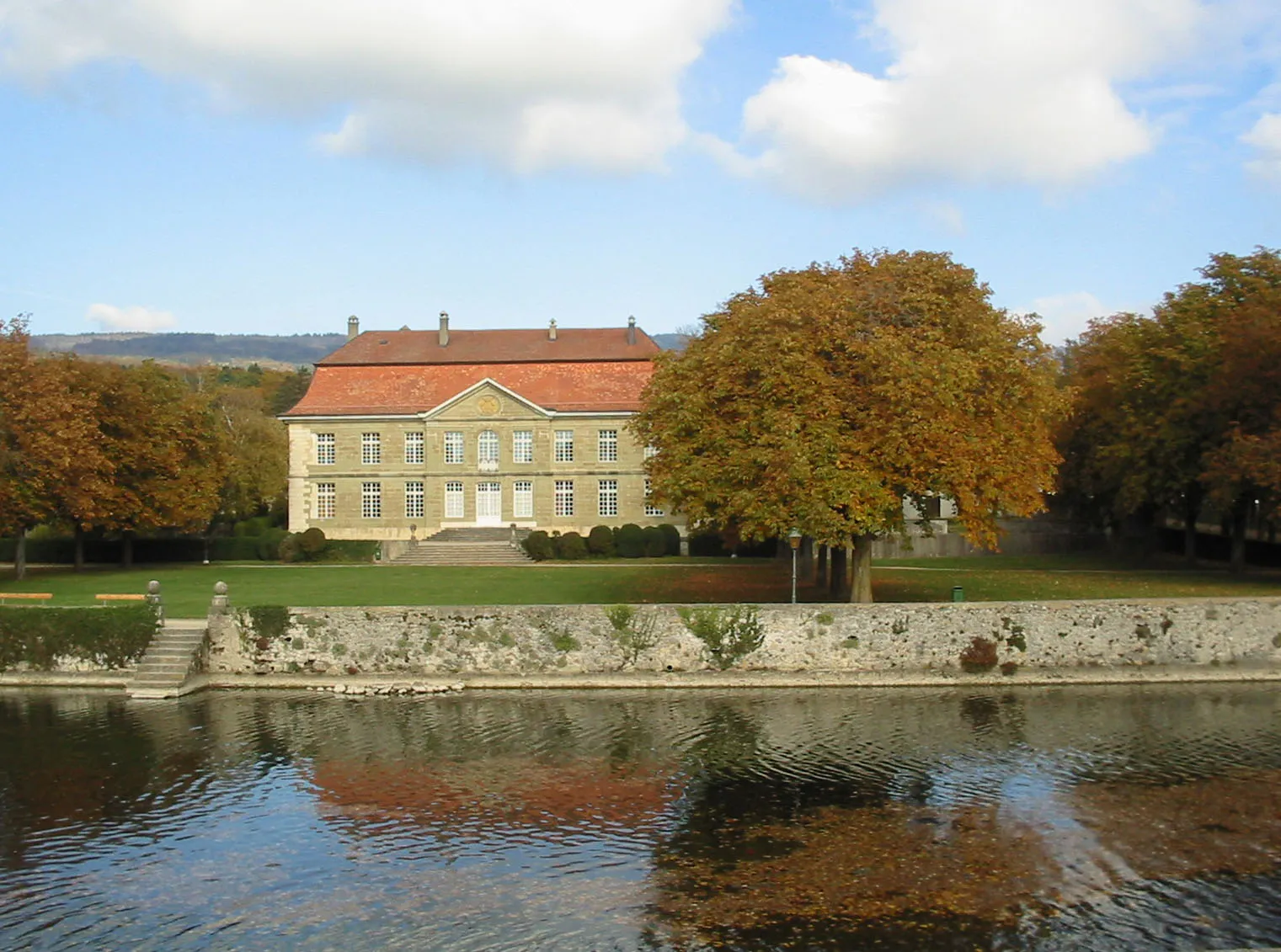 Photo showing: Chateau de L'Isle, L'Isle, Canton Vaud (Switzerland)