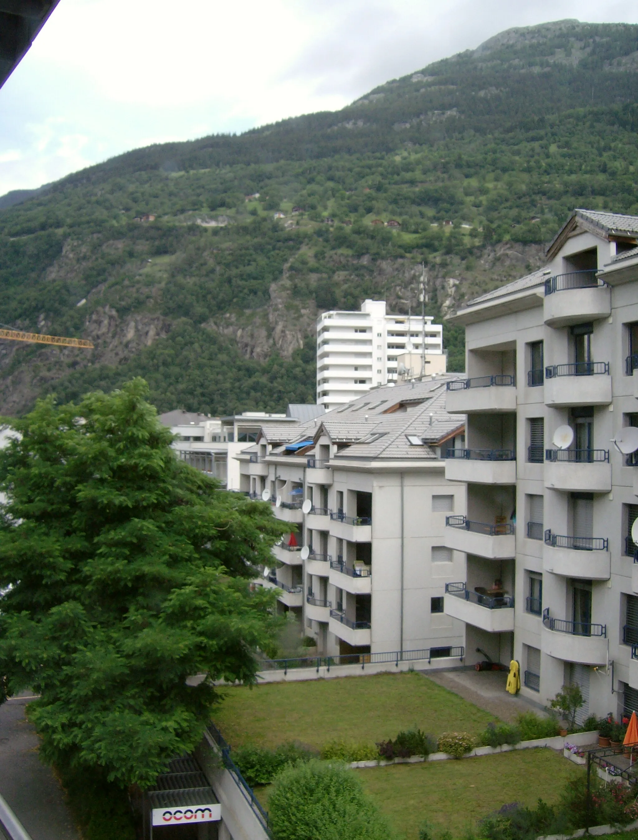 Photo showing: Modern apartments in Brig, Valais, Switzerland