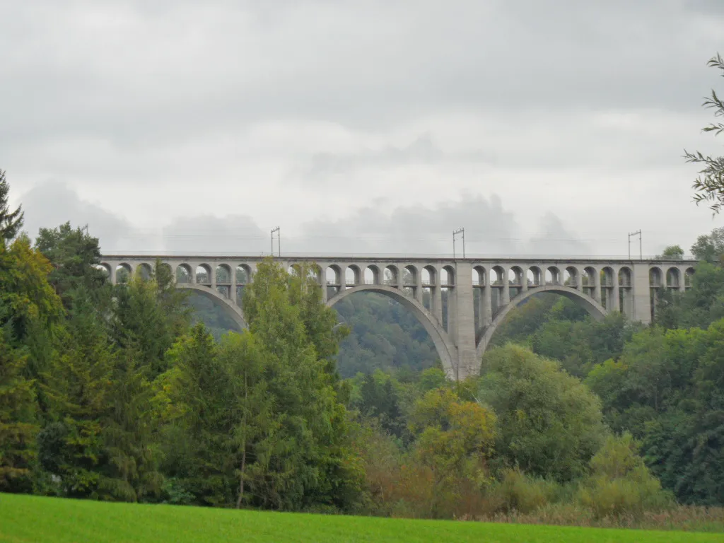 Photo showing: Grandfeybrücke über dem Schiffenensee in Freiburg, Schweiz