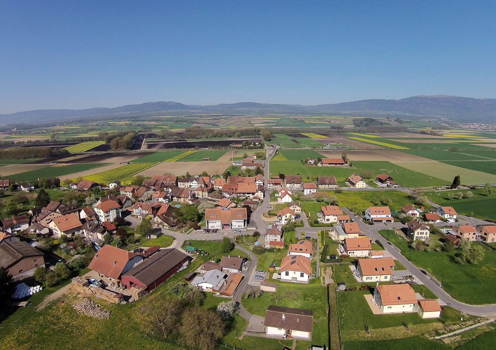 Photo showing: Village de Bavois, Canton de Vaud, Suisse