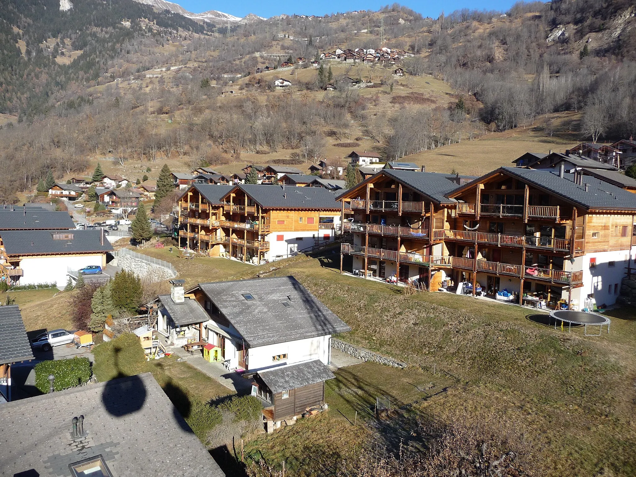 Photo showing: Le Châble is a village in Bagnes, Valais, Switzerland, below the ski resort of Verbier.
