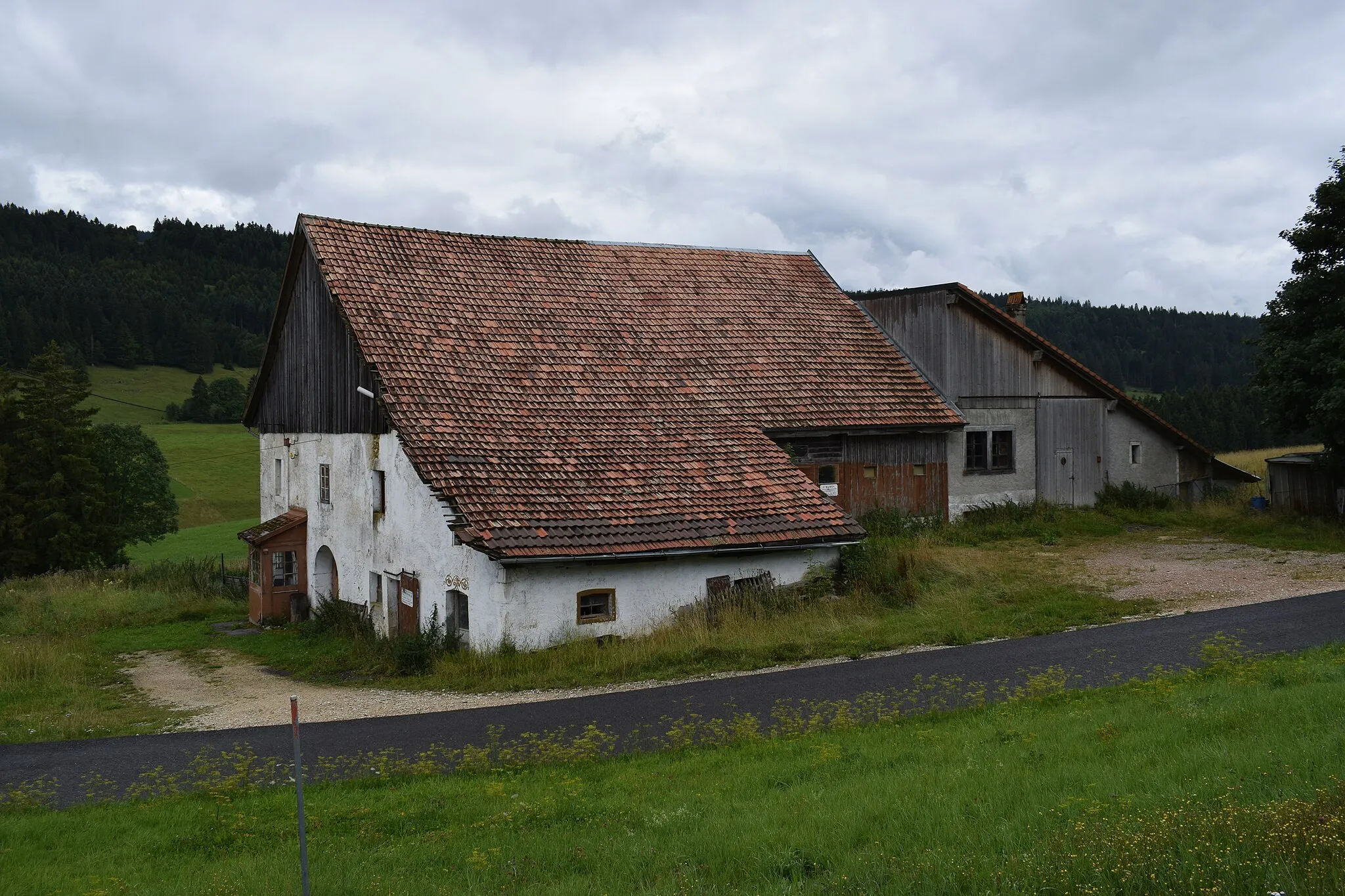 Photo showing: Vue du village de L'Auberson, dans la commune de Sainte-Croix (canton de Vaud, en Suisse).