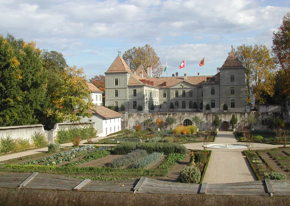 Photo showing: Vue du château de Prangins prise par l'utilisateur en octobre 2005.