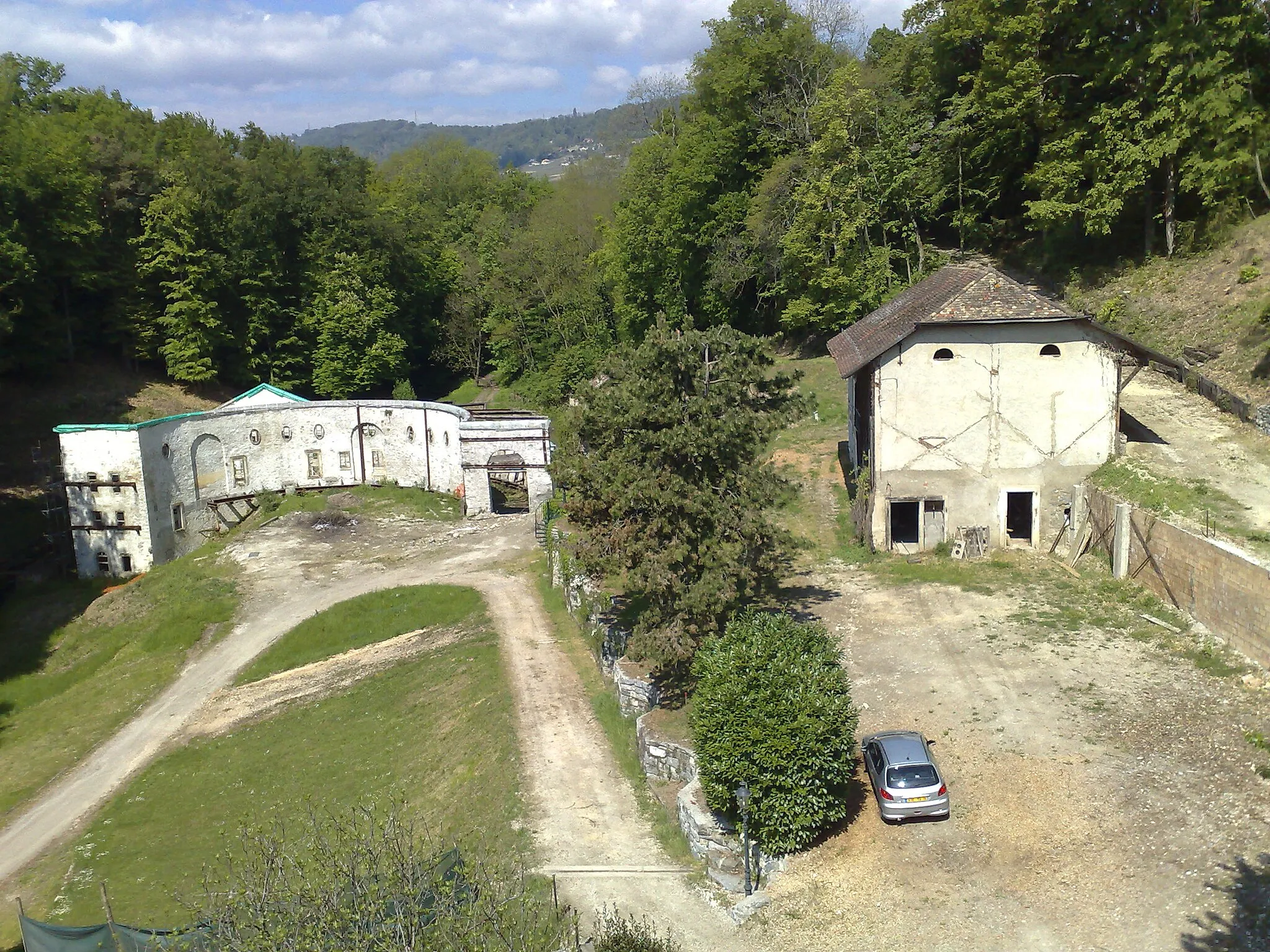 Photo showing: Domaine de la Gordanne