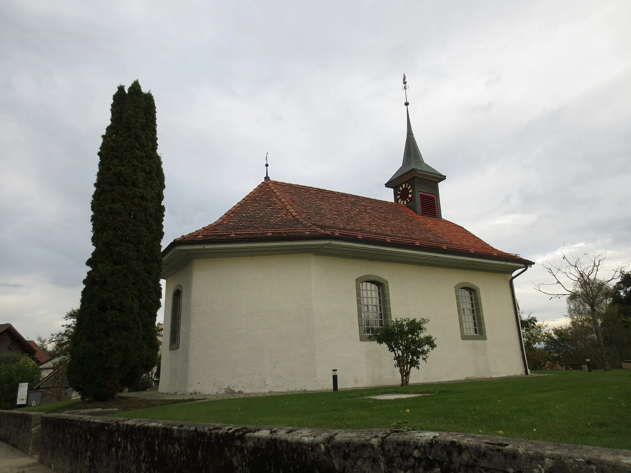 Photo showing: Ropraz church, Canton of Vaud, Switzerland