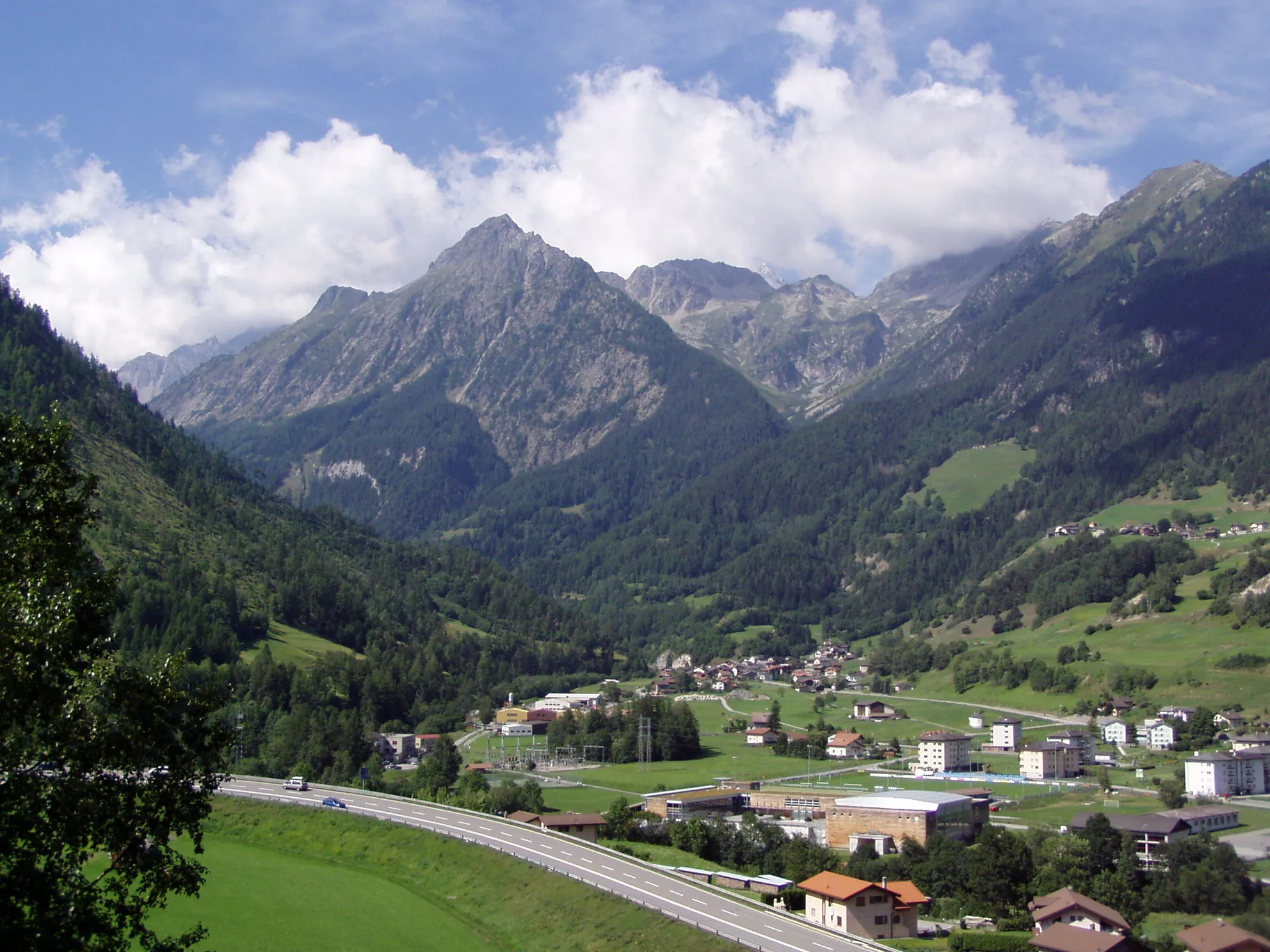 Photo showing: Orsières and the Alps, Switzerland. European route E27 (Swiss road N21).