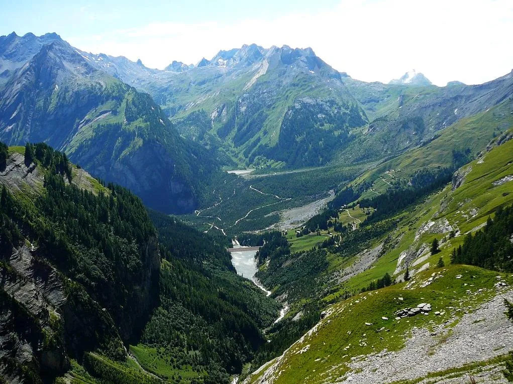 Photo showing: Derborence valley, Switzerland