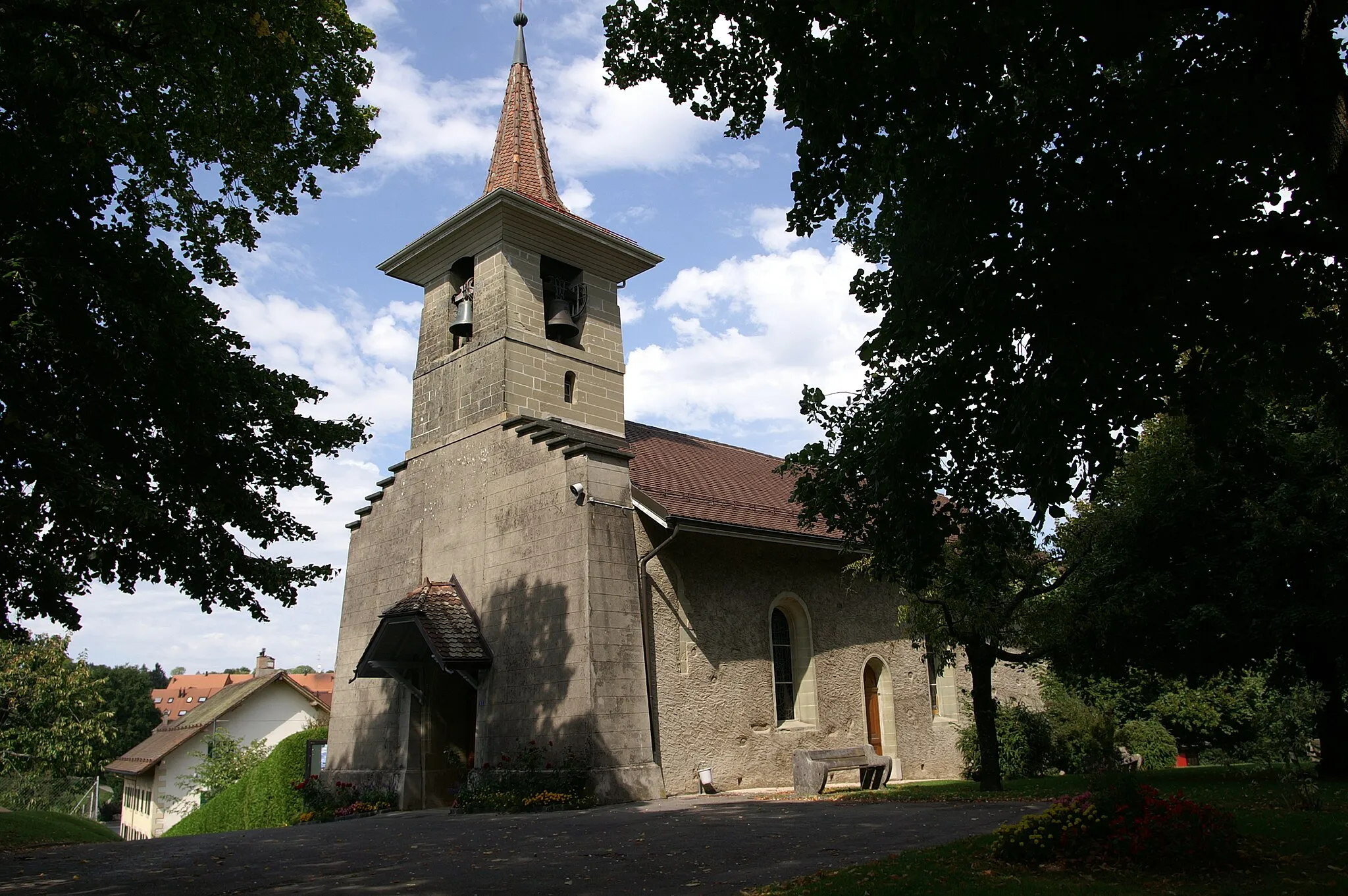 Photo showing: Église de Savigny.