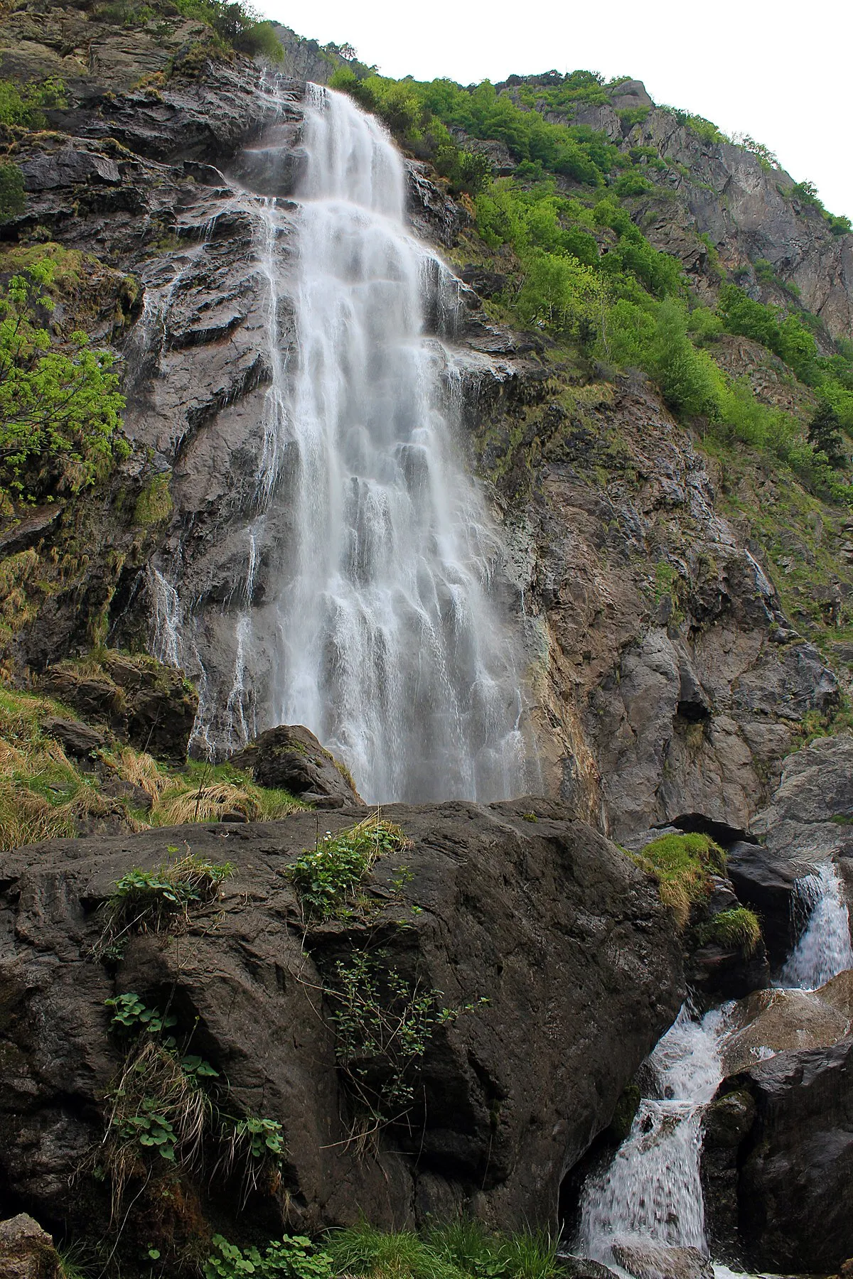 Photo showing: Close view of the Pissevache waterfall