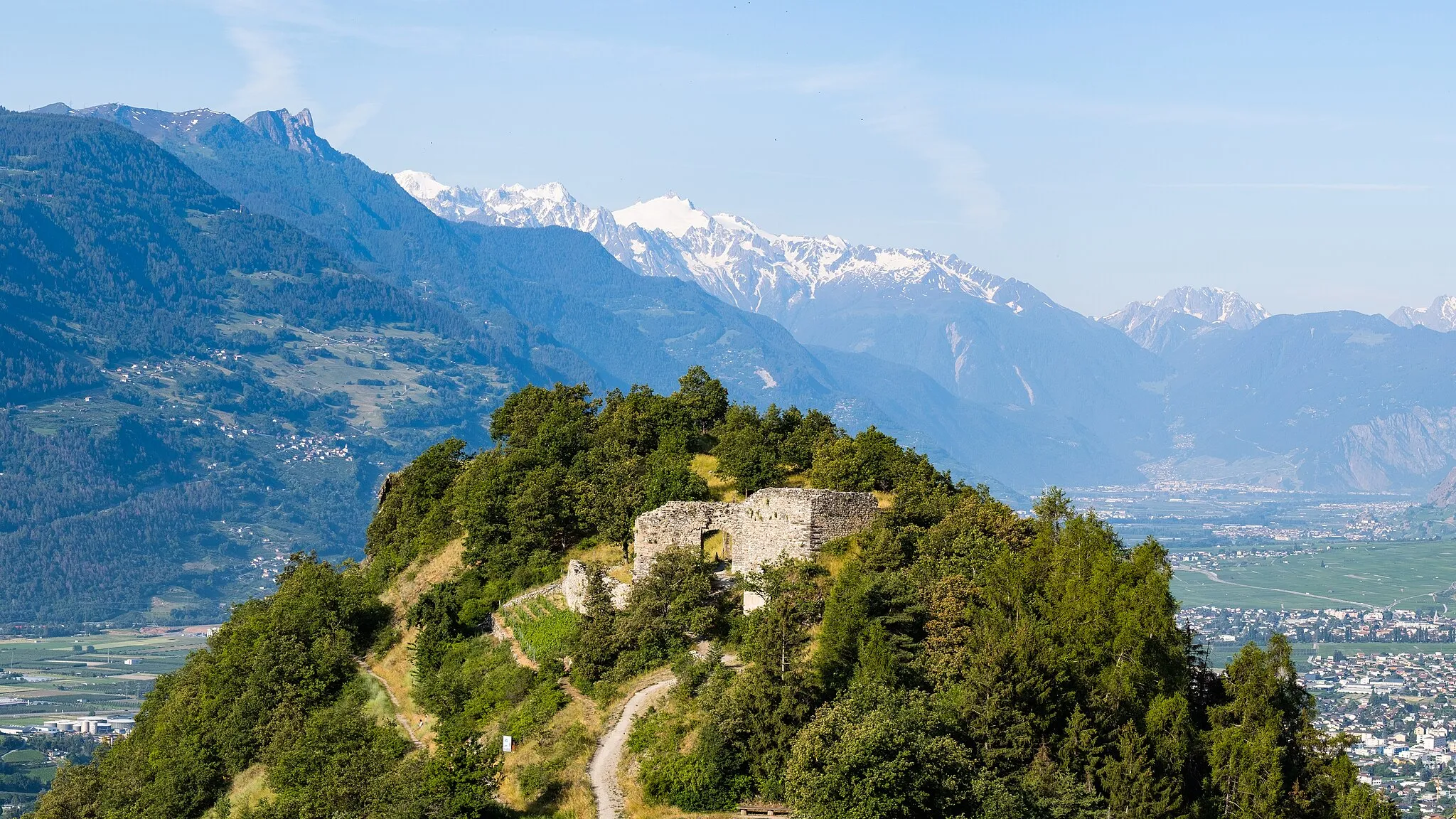 Photo showing: Le château de la Soie vu du nord-est.