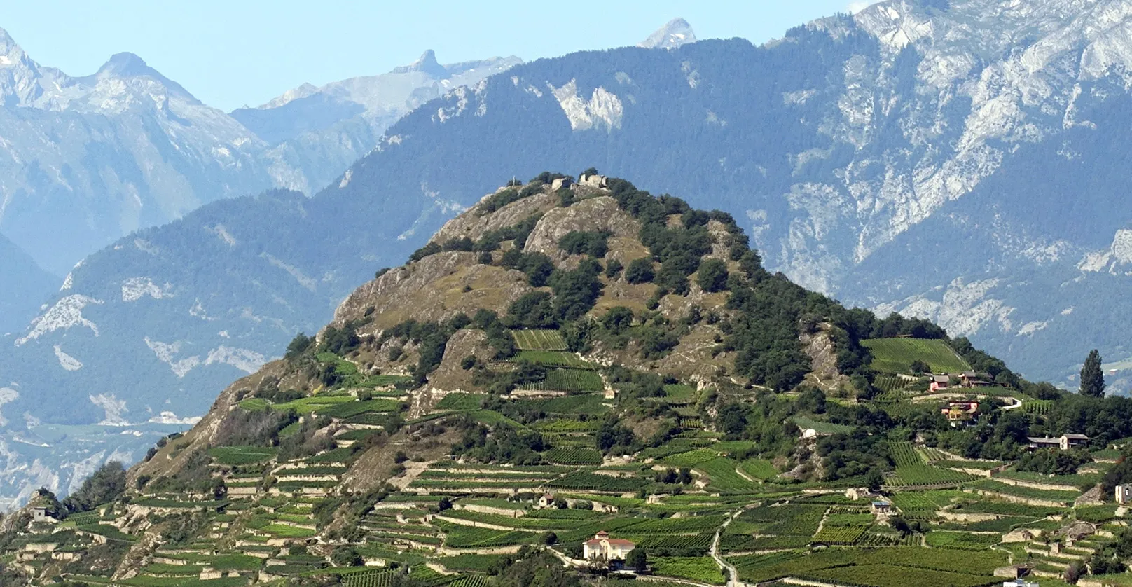 Photo showing: Mont d'Orge in Sion, Switzerland.