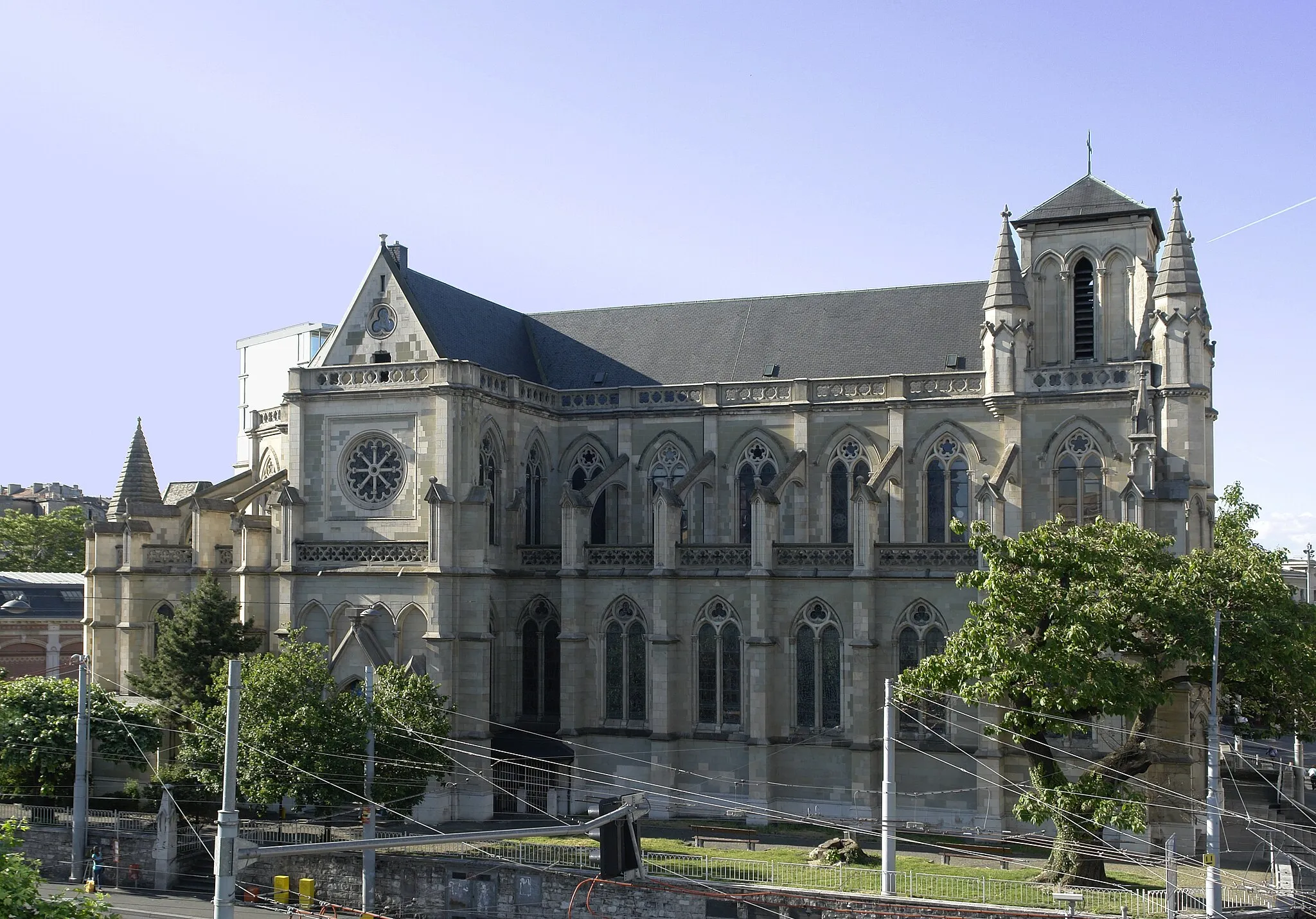 Photo showing: Notre-Dame basilica in Geneva, Switzerland.