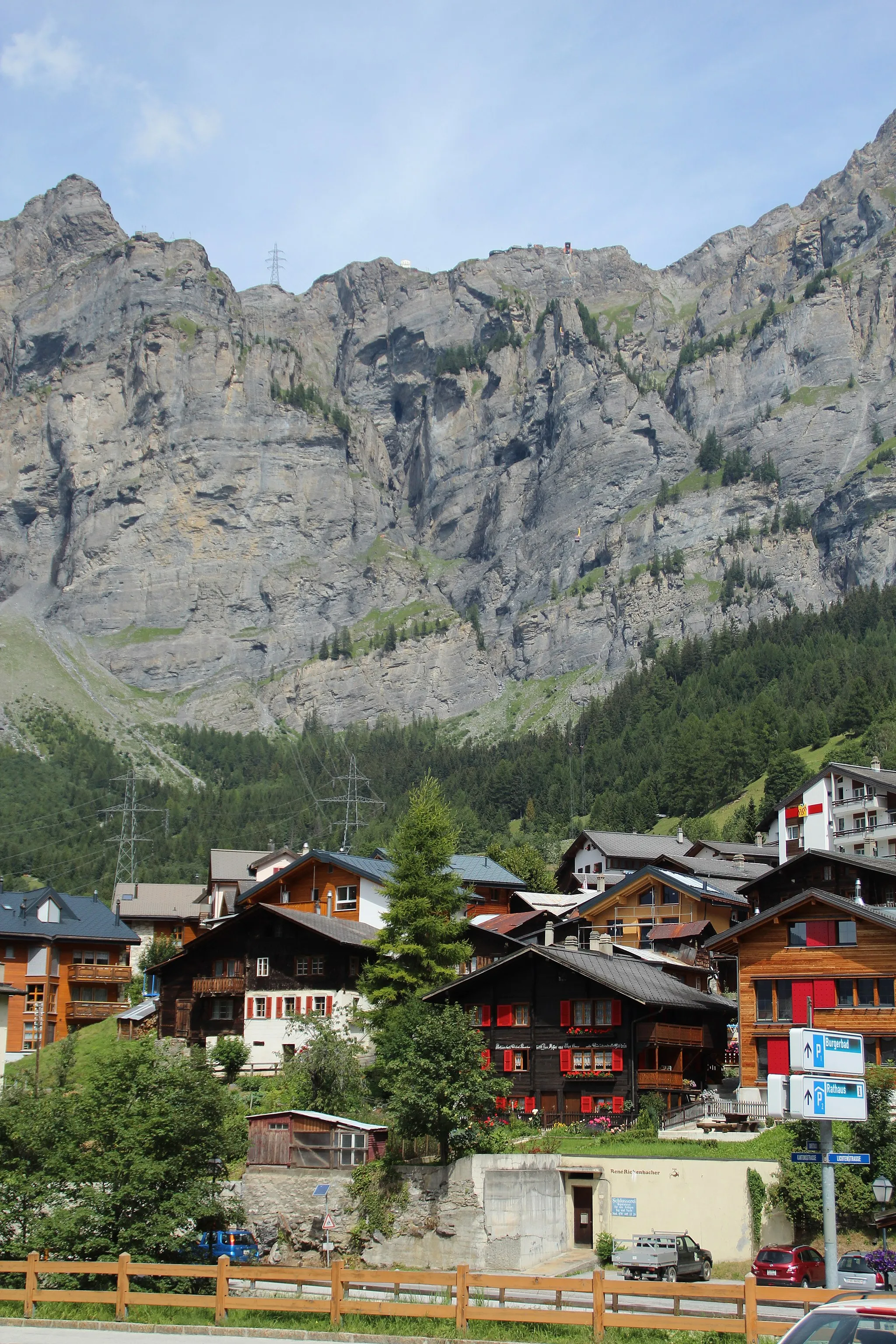 Photo showing: de:Gemmipass:

Gemmipass von Leukerbad aus