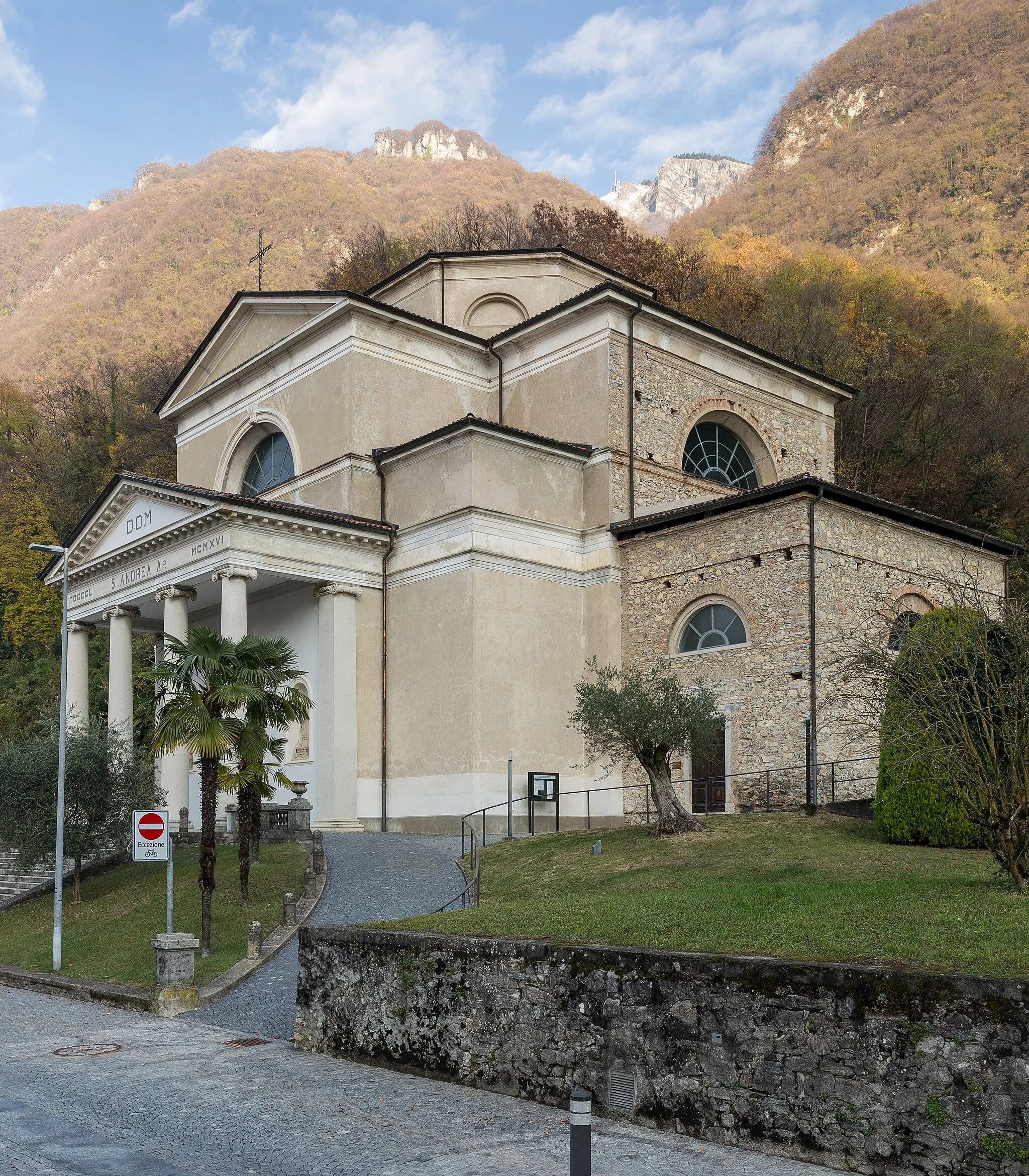 Photo showing: Chiesa di Sant'Andrea in Melano, canton of Ticino, Switzerland