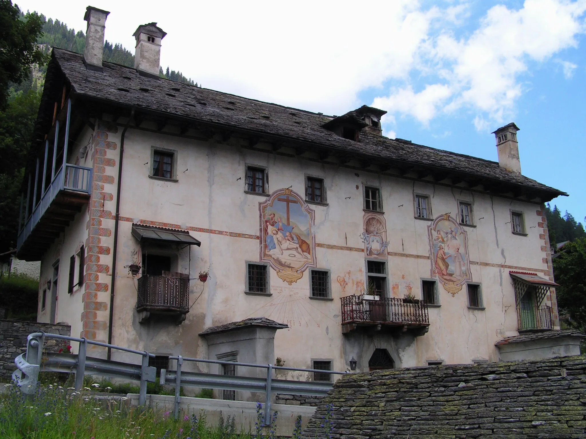 Photo showing: Campo Vallemaggia. La maison Pedrazzini «ad Fontem».