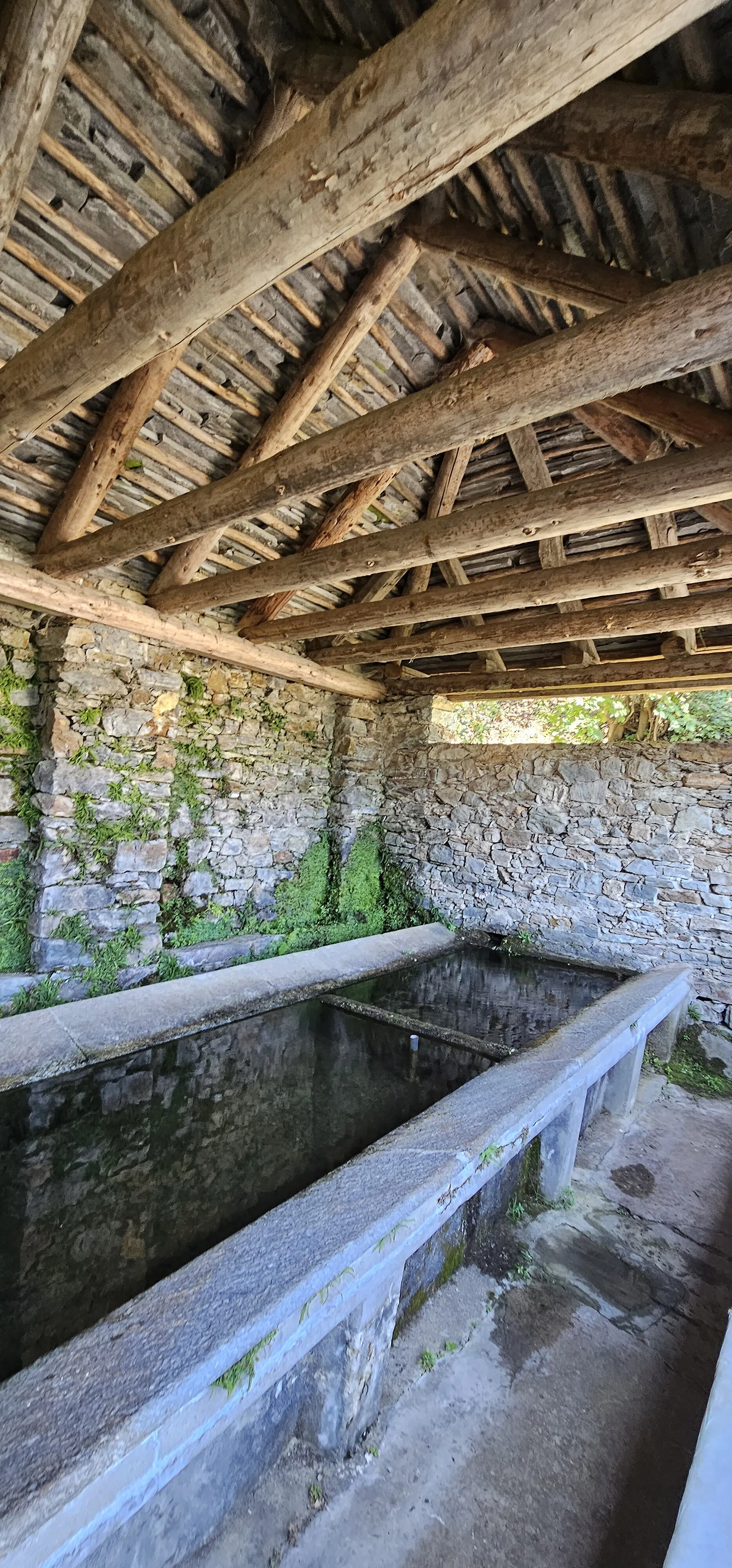 Photo showing: Lavatoio di Falmenta, Valle Cannobina VB