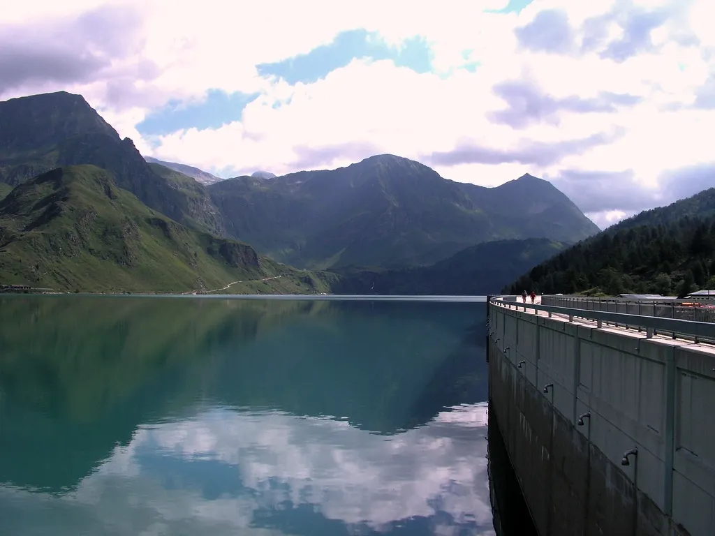 Photo showing: Lago Ritom, Switzerland