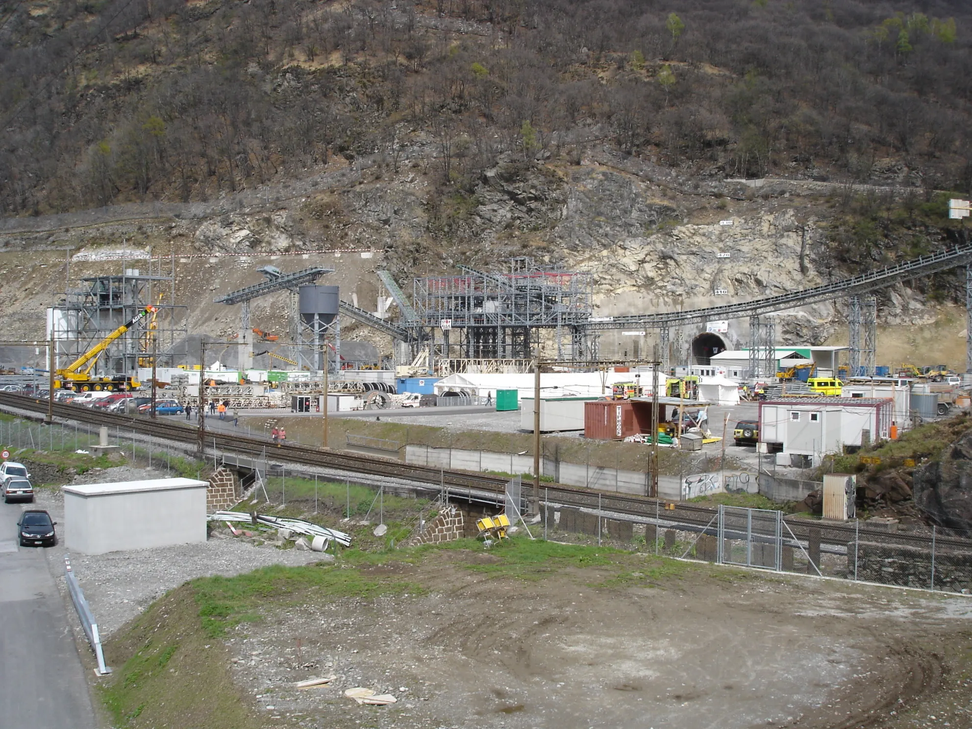 Photo showing: AlpTransit construction site in Sigirino.