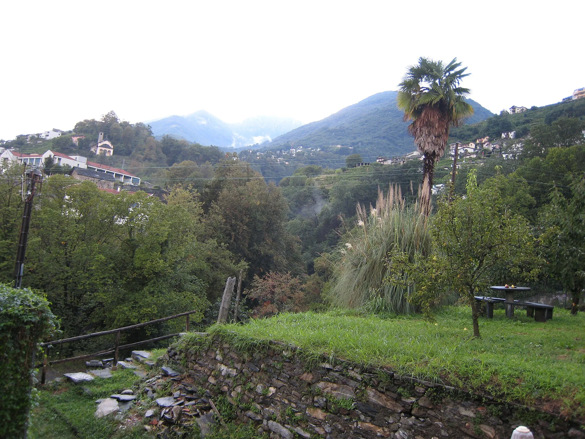 Photo showing: Gordola, Ticino, Switzerland