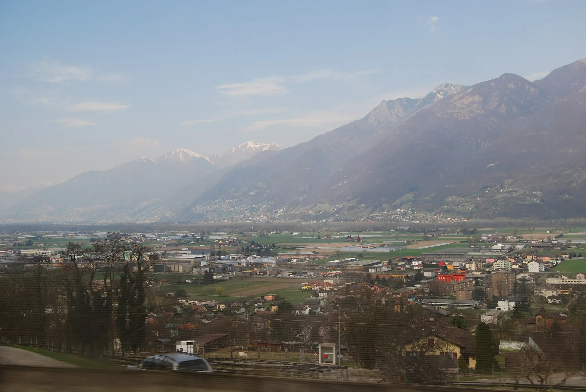 Photo showing: Cadenazzo, canton of Ticino, Switzerland