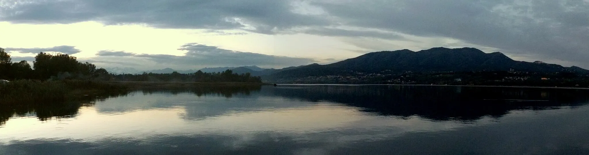 Photo showing: Lake of Varese