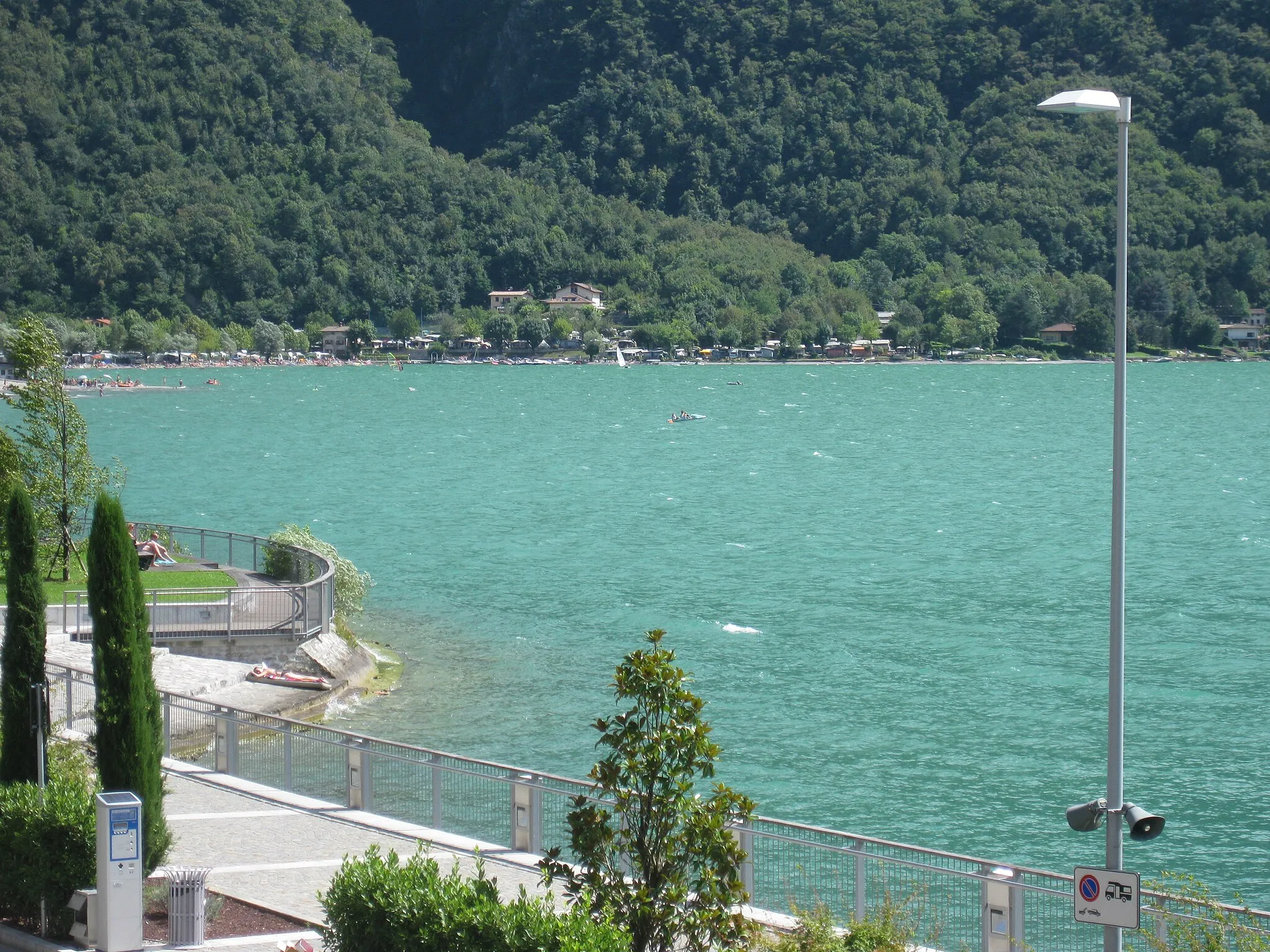 Photo showing: Lake Lugano from Porlezza, Lombardy, Italy.