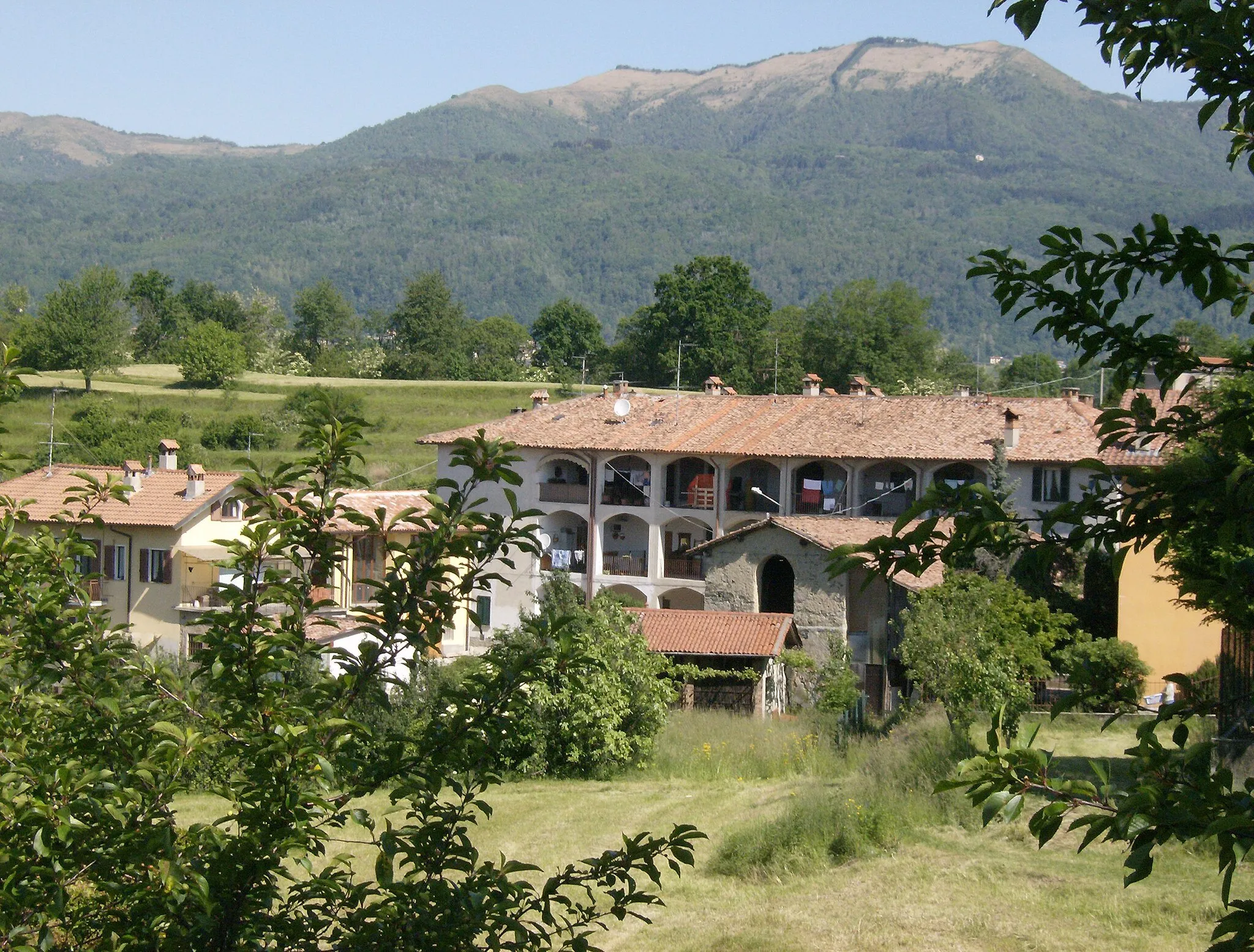 Photo showing: Cascina Solferino