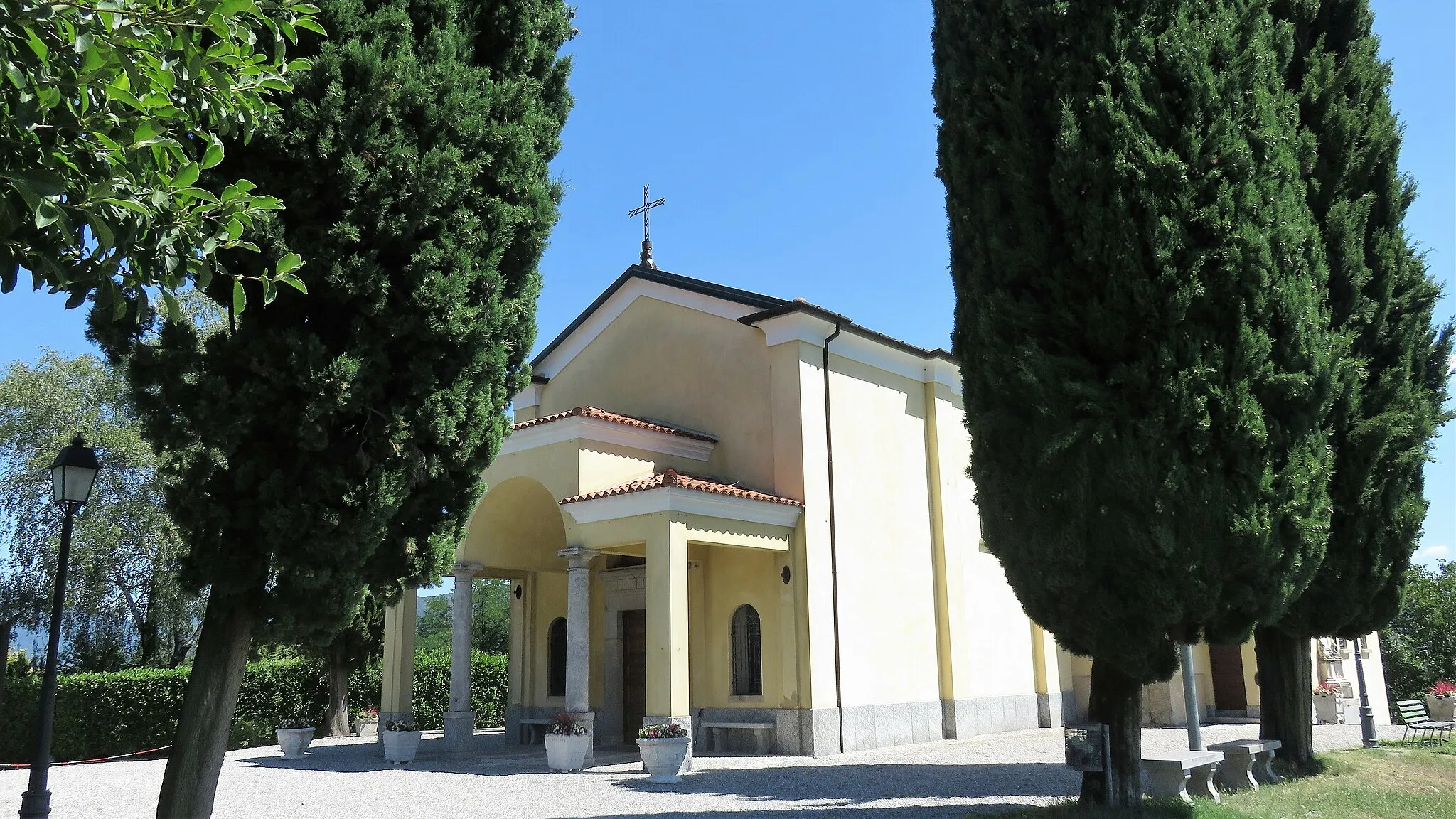 Photo showing: Bregano Chiesa di Santa Maria Assunta