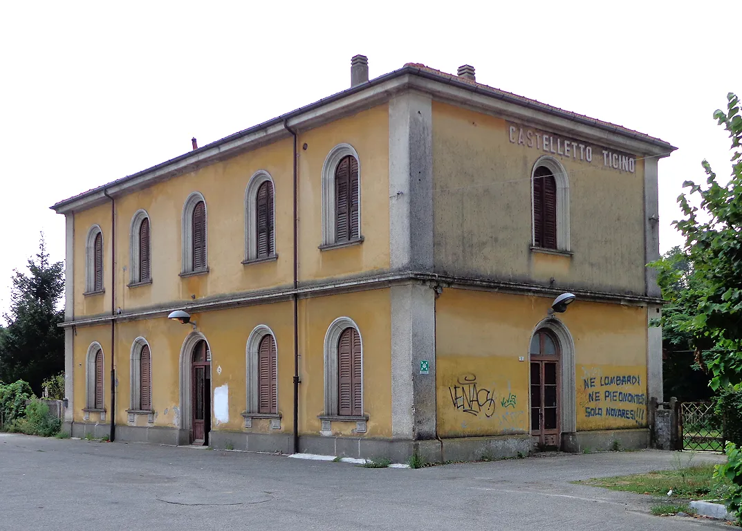 Photo showing: Stazione ferroviaria di Castelletto Ticino