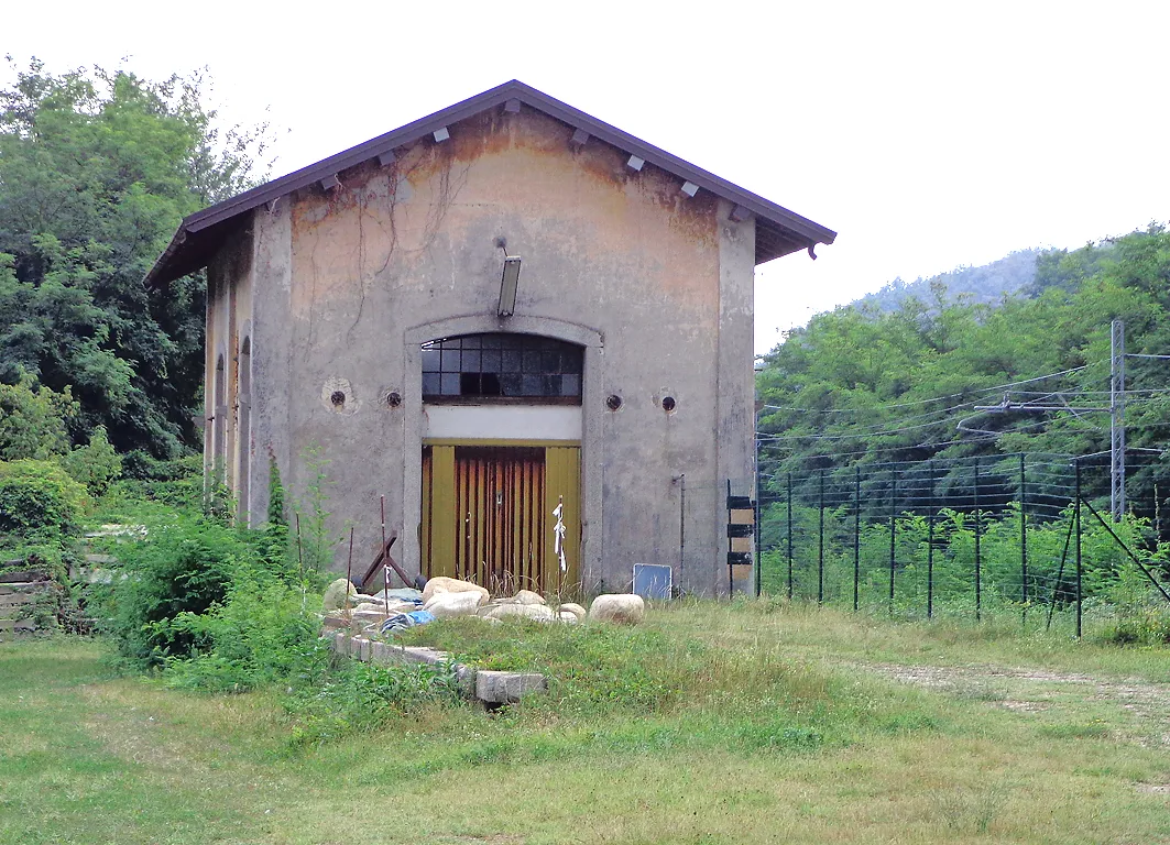 Photo showing: Stazione ferroviaria di Castelletto Ticino, il magazzino merci