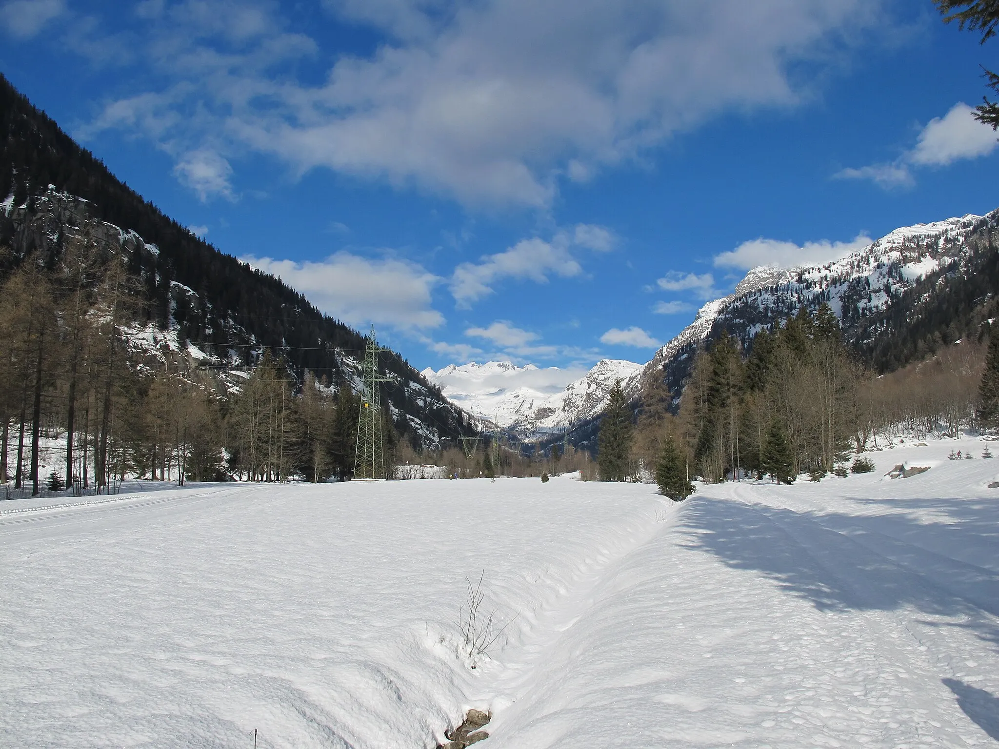 Photo showing: Vista dei monti della Val Formazza.
