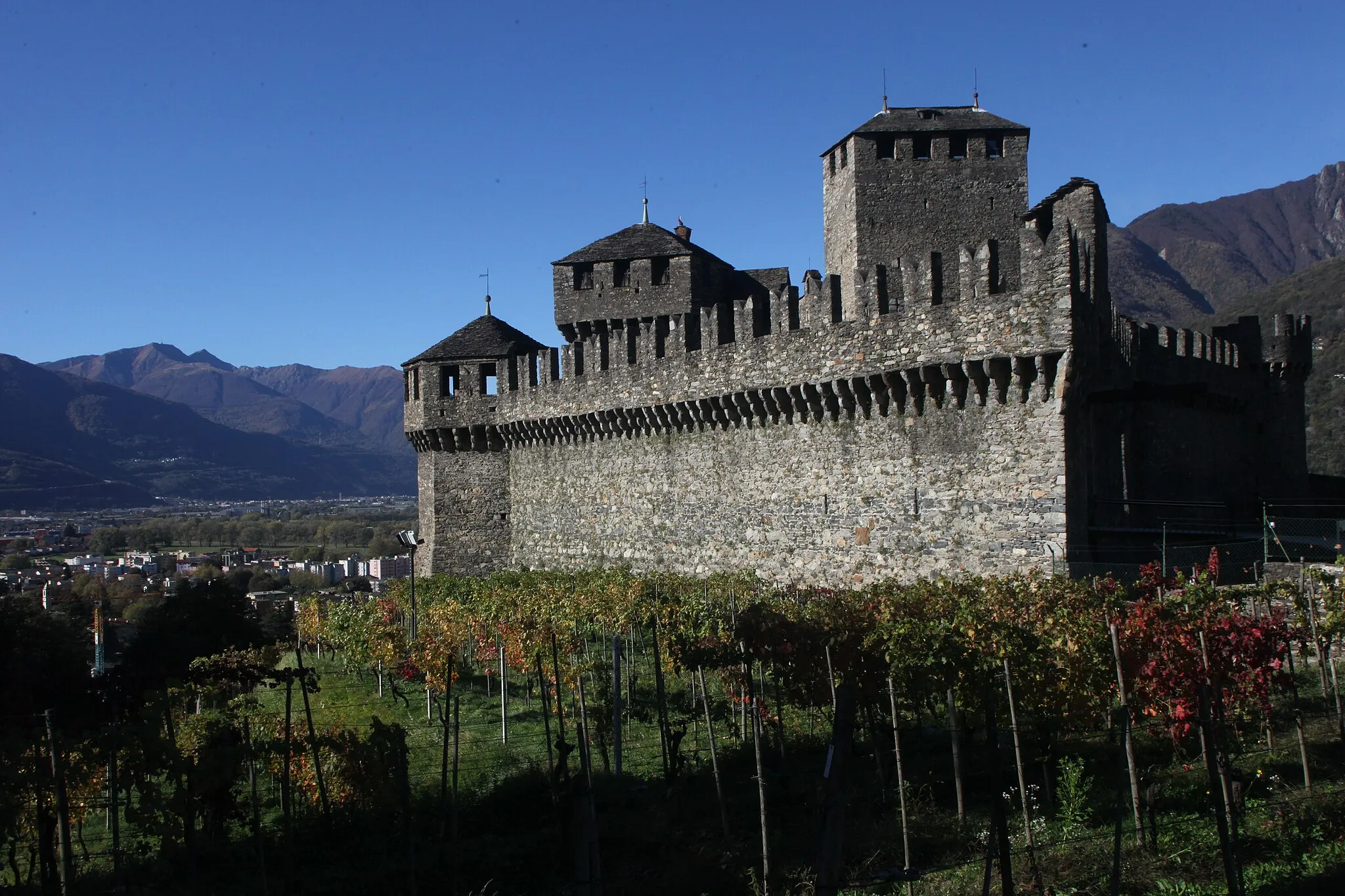 Photo showing: Bellinzona