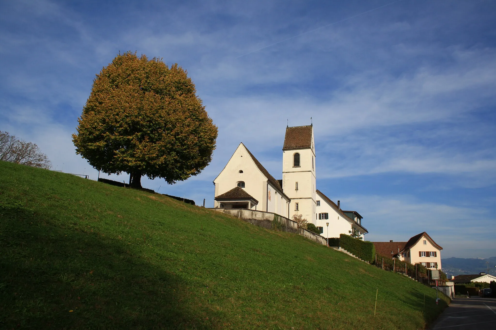 Photo showing: Bollingen on Obersee (upper Lake Zürich) shore