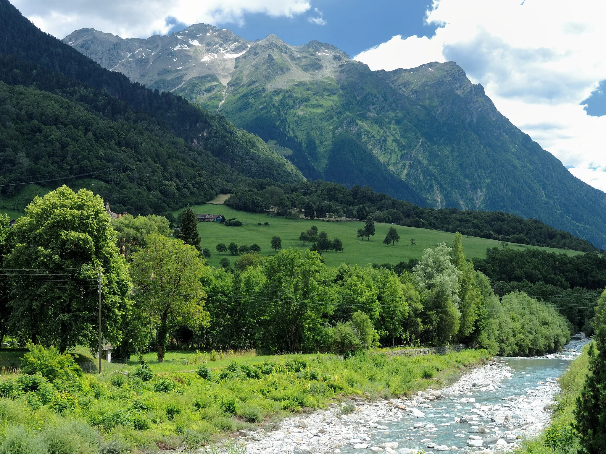 Photo showing: Cima di Gana Bianca, Adula Alps from Olivone (Brenno bridge)