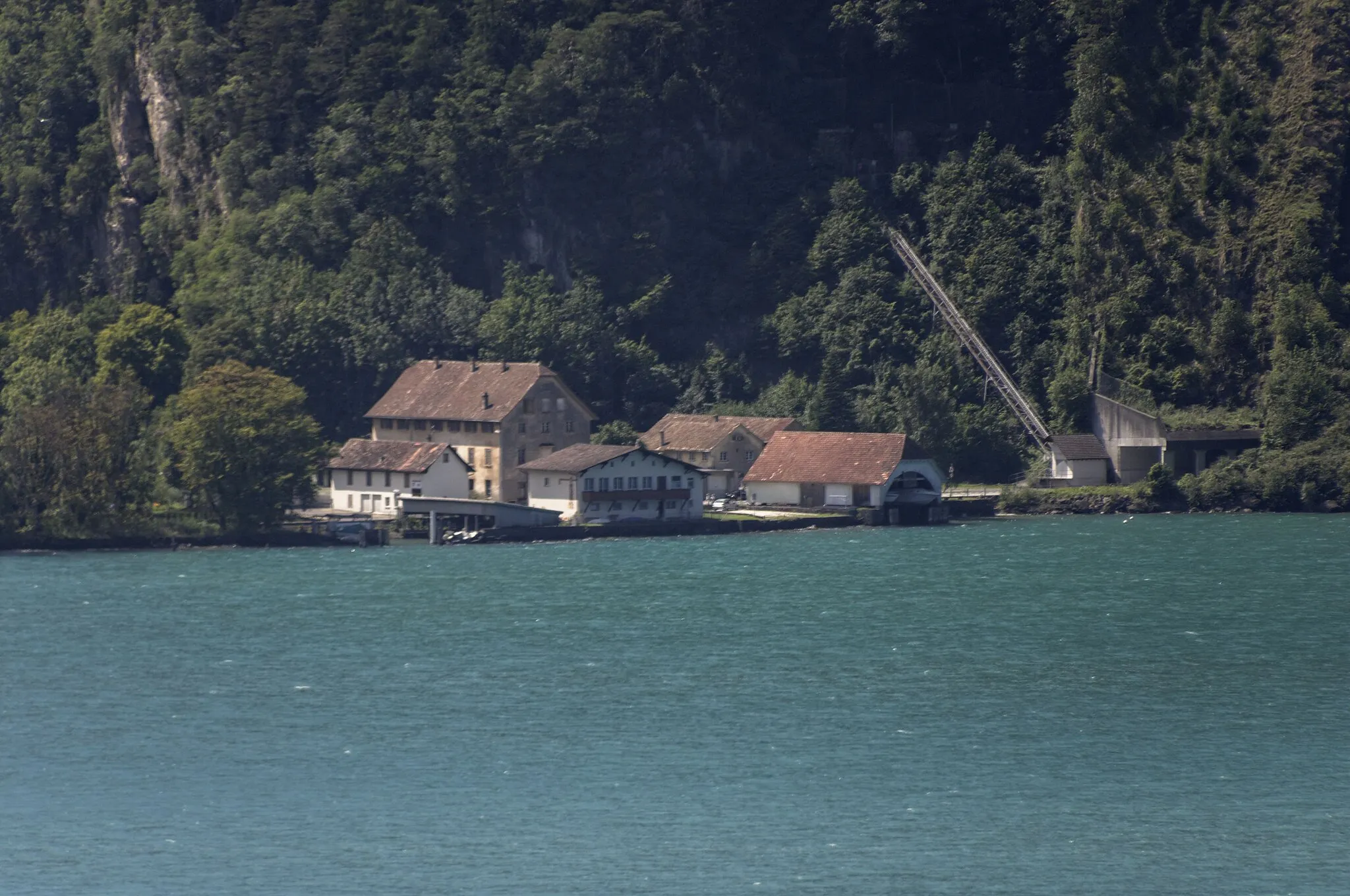 Photo showing: Urnersee  2017

Dieses Foto entstand in Zusammenarbeit mit Stadtbesichtigungen.de
Die Seiten Stadtbesichtigungen.de, der dazugehörige Reise Blog sowie die Facebookseite: Stadtbesichtigungen Rom dürfen dieses Bild für Ihre Veröffentlichungen ohne den Hinweis auf Wikipedia, Commons bzw der Lizenz verwenden. Die Verantwortlichen habe von mir (Ra Boe) die Originaldaten zur freien Verfügung übermittelt bekommen.