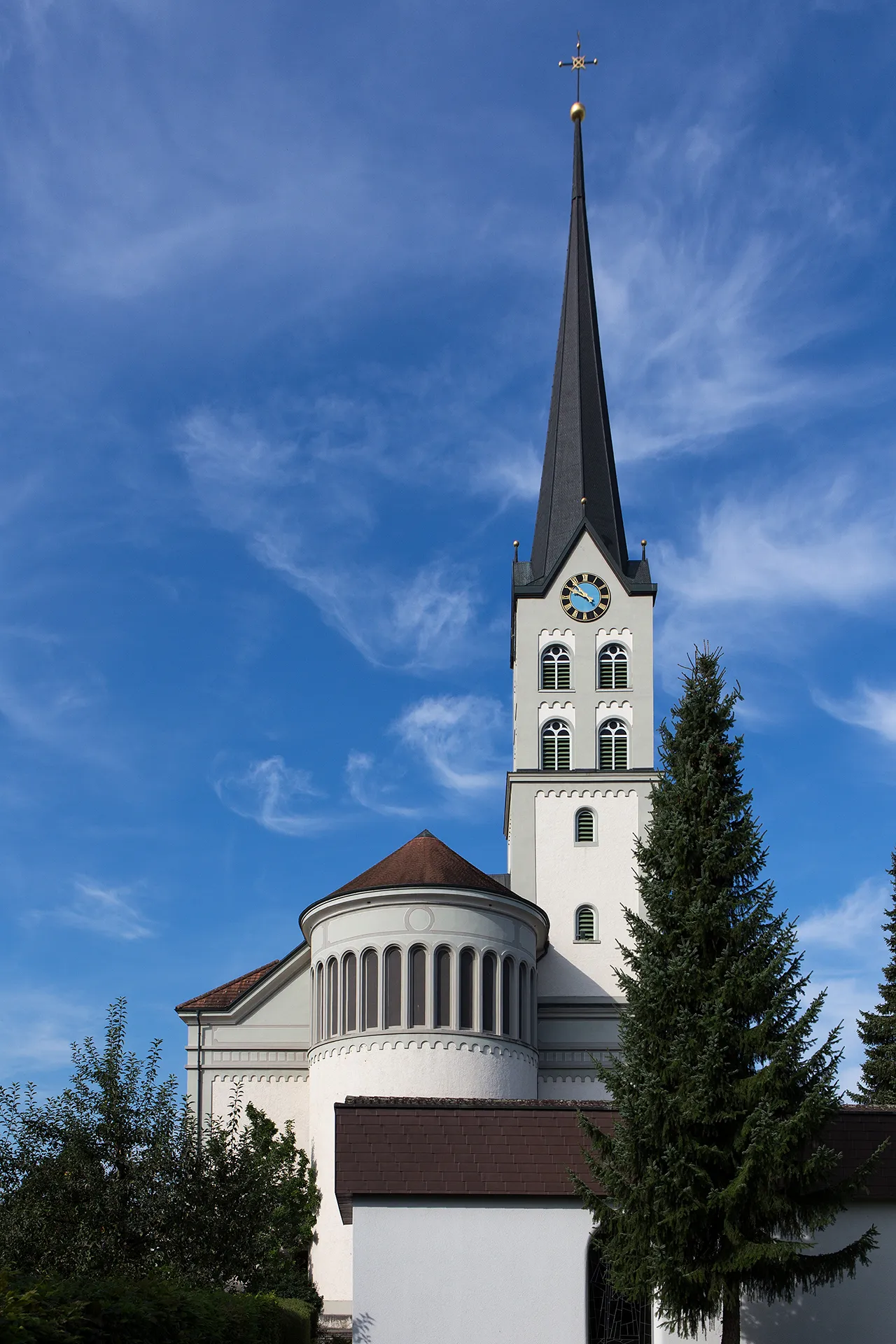 Photo showing: Pfarrkirche in Schötz (LU)