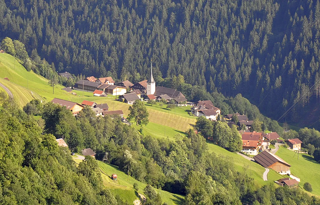 Photo showing: Spiringen UR