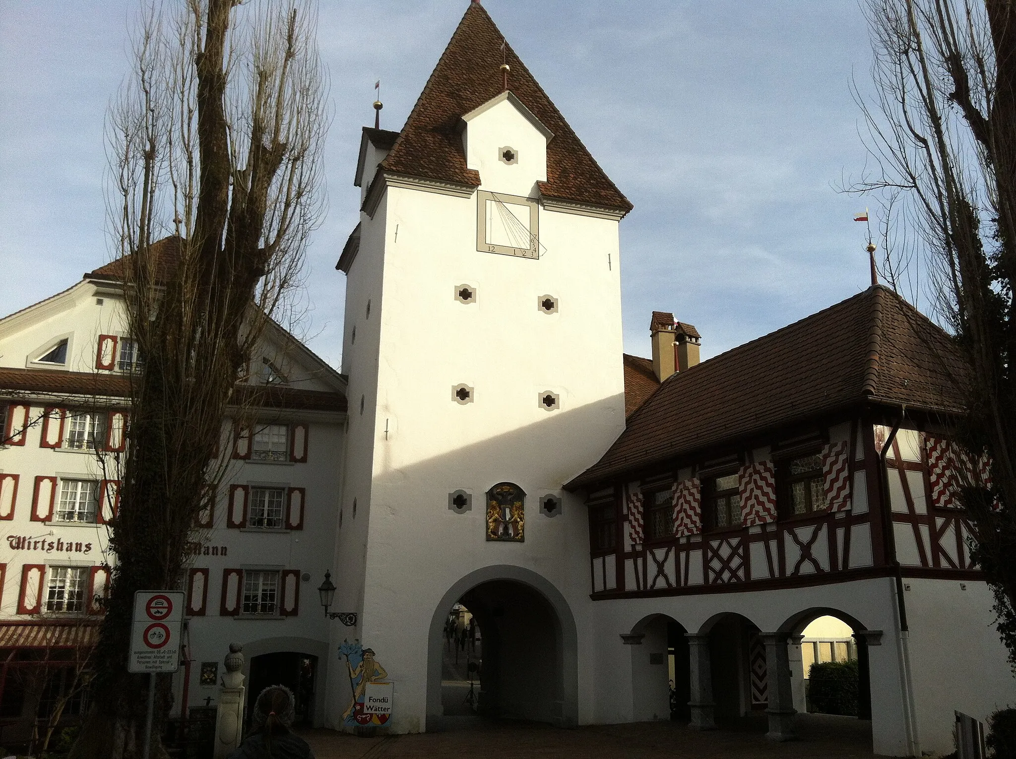 Photo showing: Sursee Town's entry tower