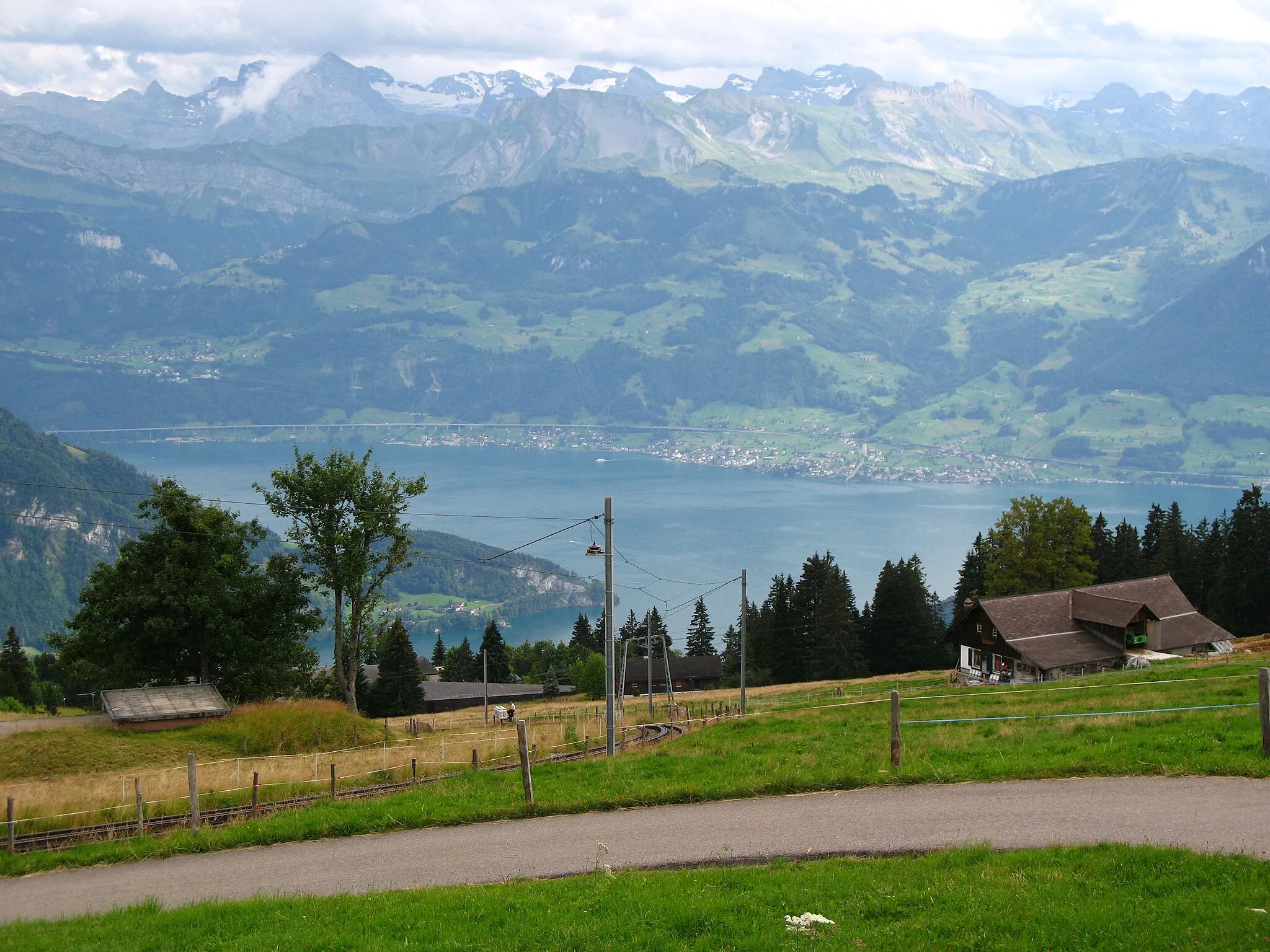 Photo showing: Beckenried viewed from near Rigi Staffel Heights, Rigi, Switzerland