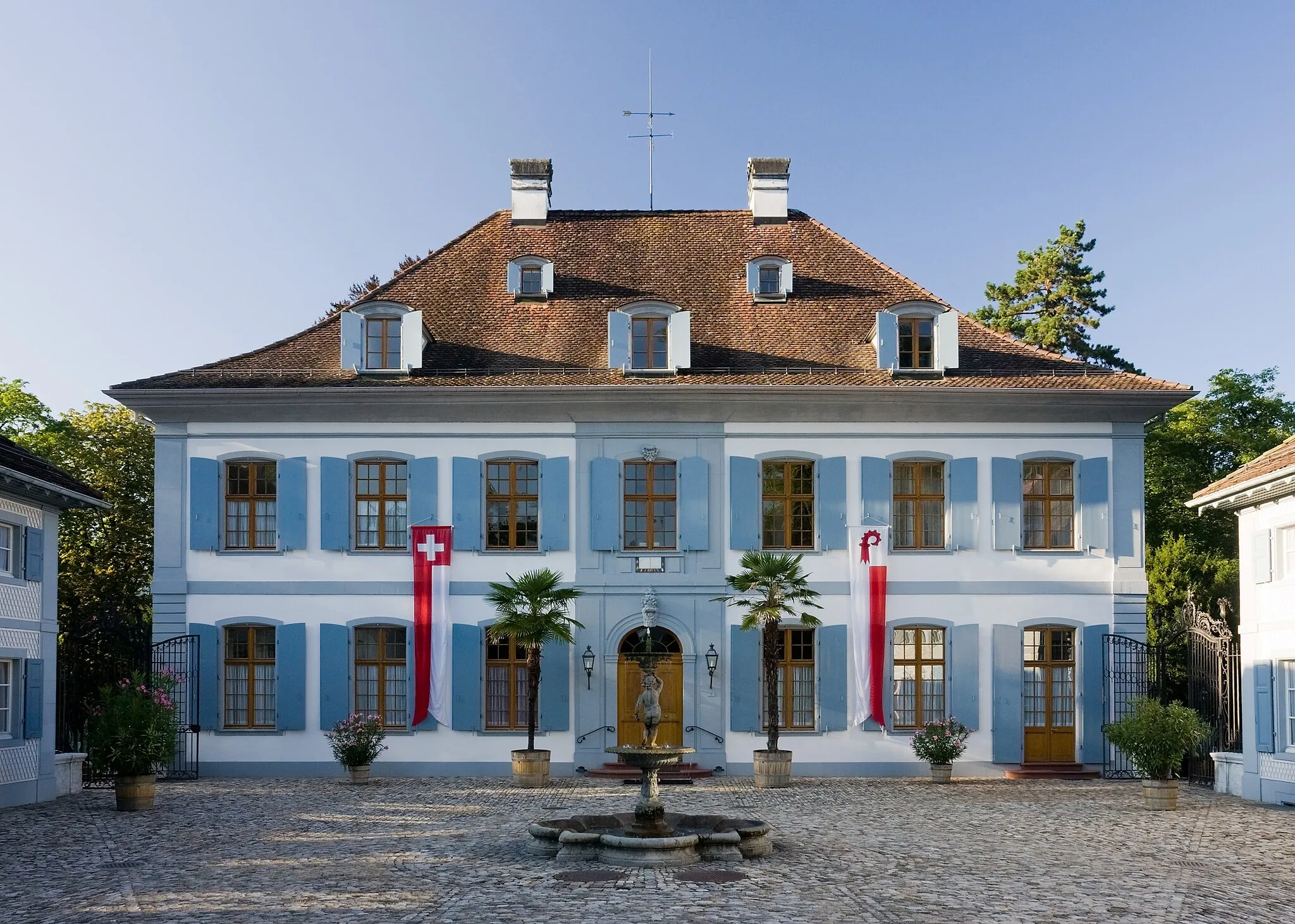 Photo showing: Ebenrain Castle in Sissach, Basel-Land canton, Switzerland.