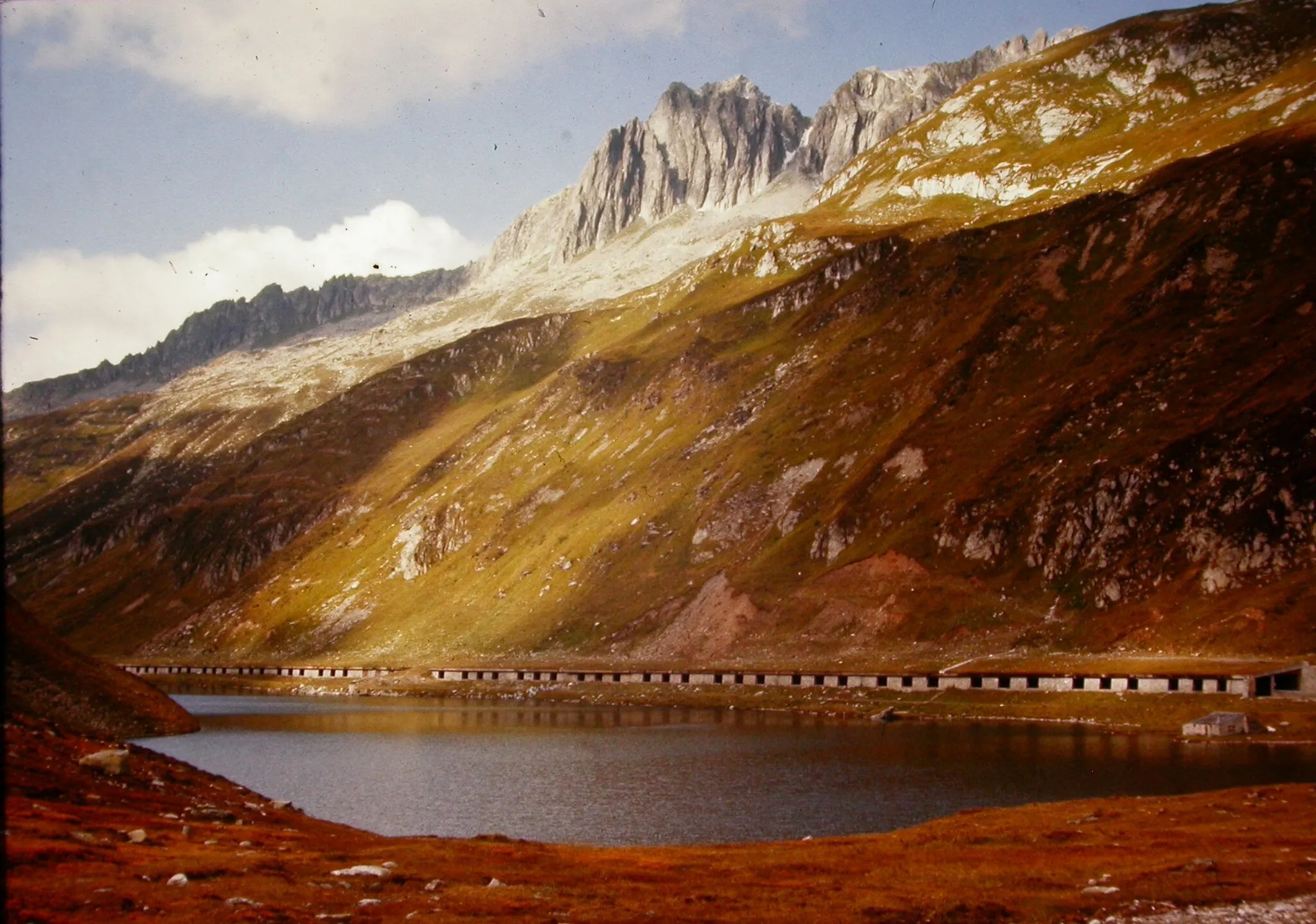 Photo showing: 1977 Oberalpsee