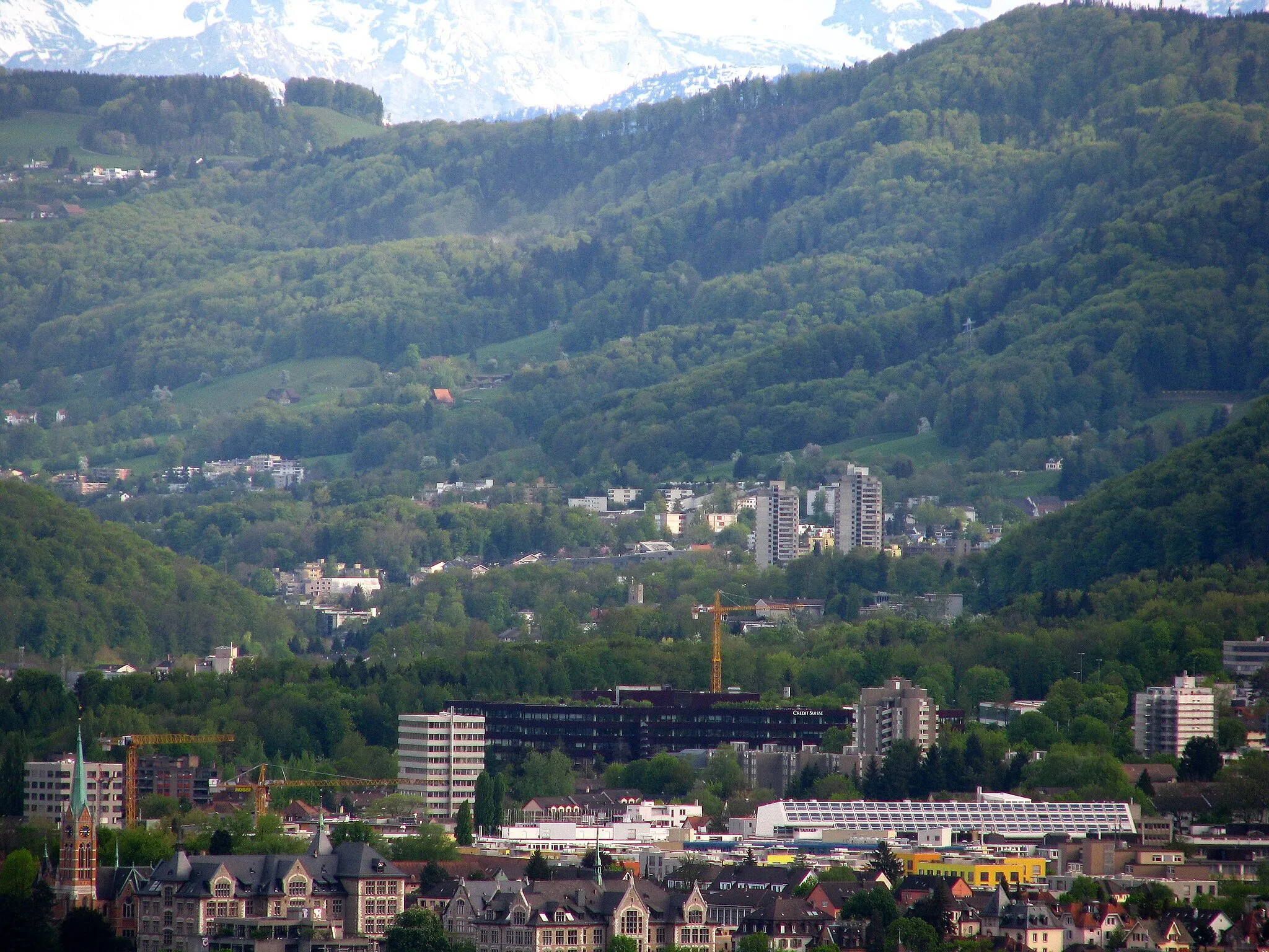 Photo showing: Zürich-Leimbach, lower Sihltal and Albis hills as seen from Käferberg-Waidberg