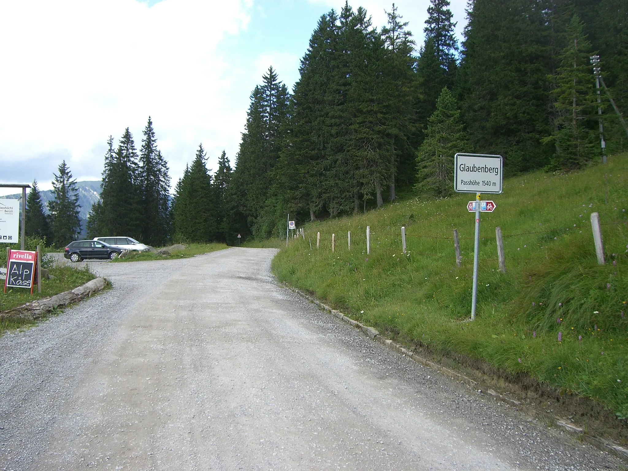 Photo showing: Glaubenberg pass summit with sign