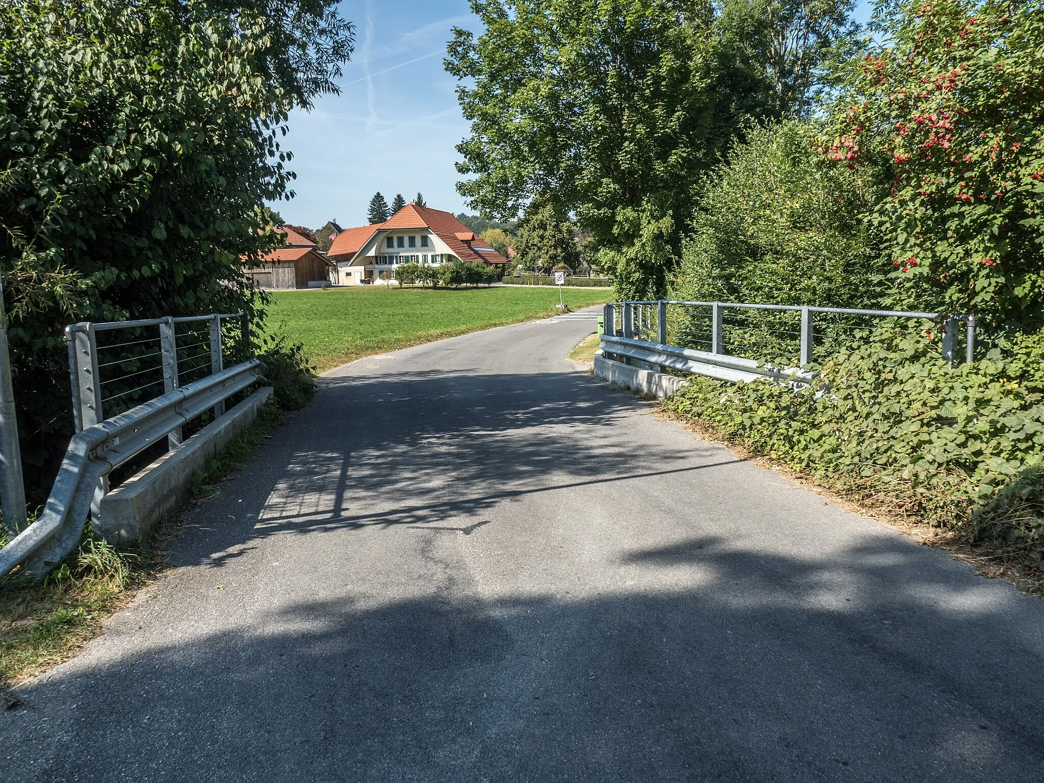 Photo showing: Nyffel Road Bridge over the Langeten River, Huttwil, Canton of Bern, Switzerland