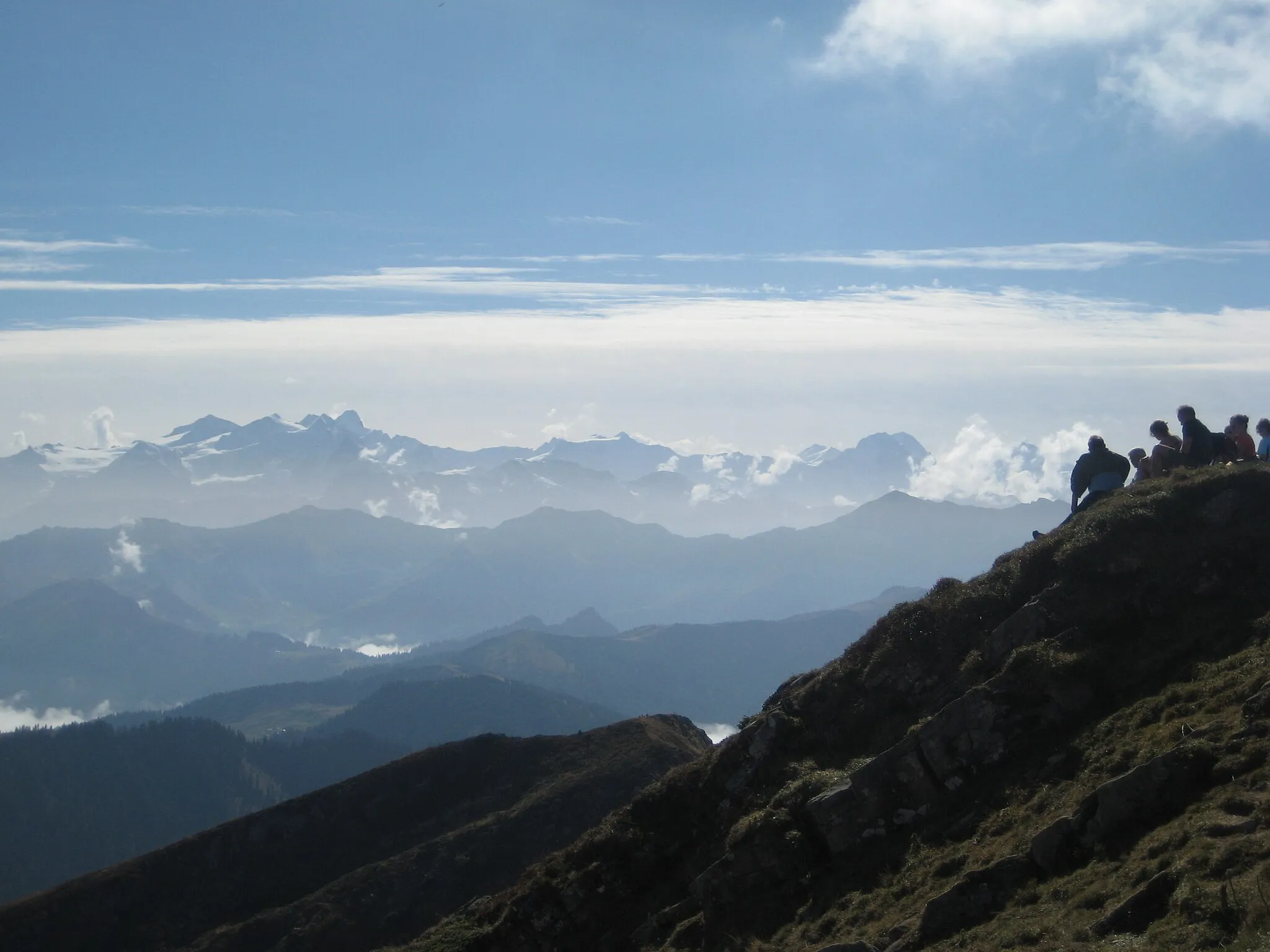 Photo showing: Berner Alpen vom Fürstein (2040 m) gesehen