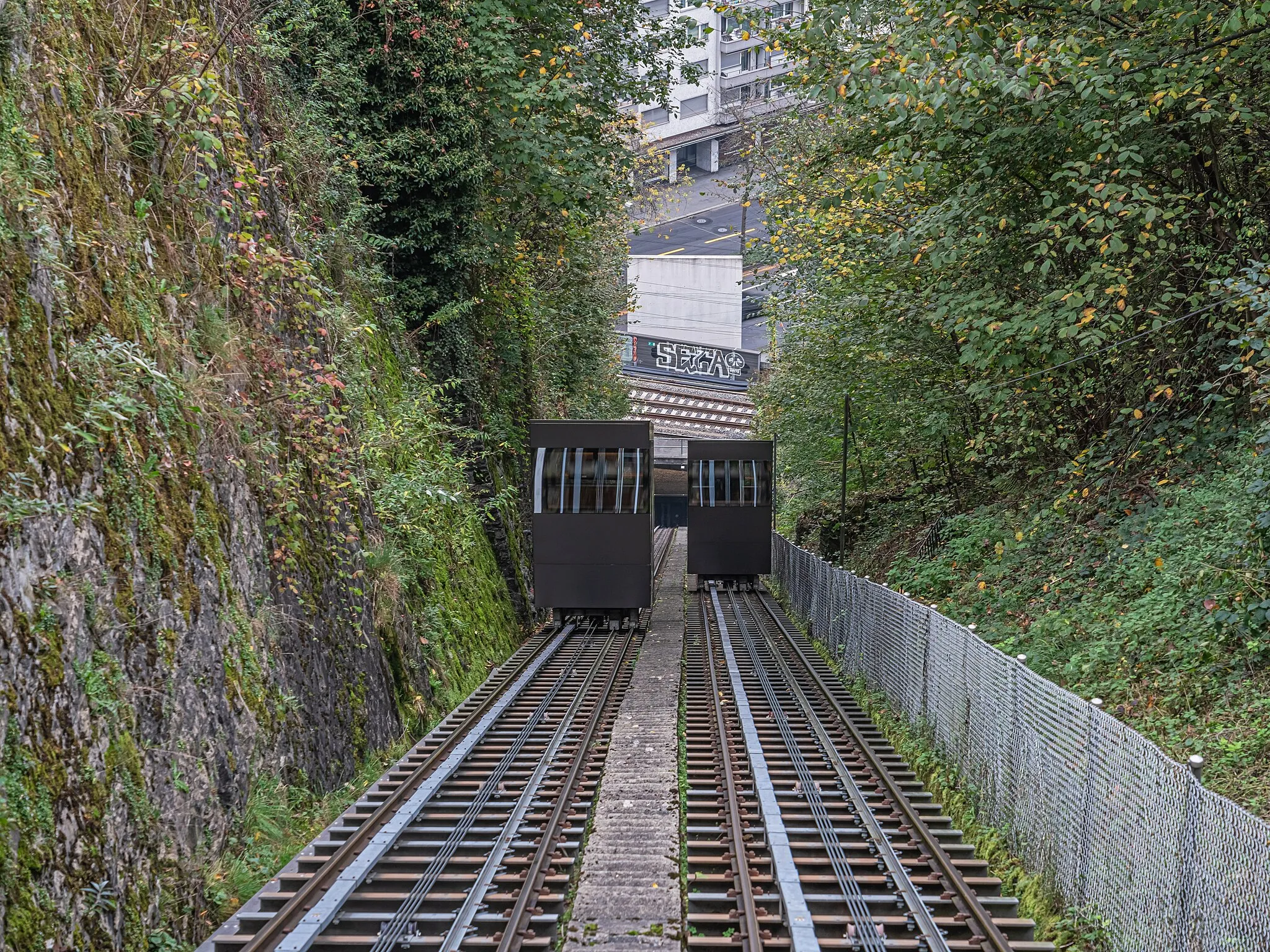 Photo showing: Gütsch funicular in Lucerne, Switzerland