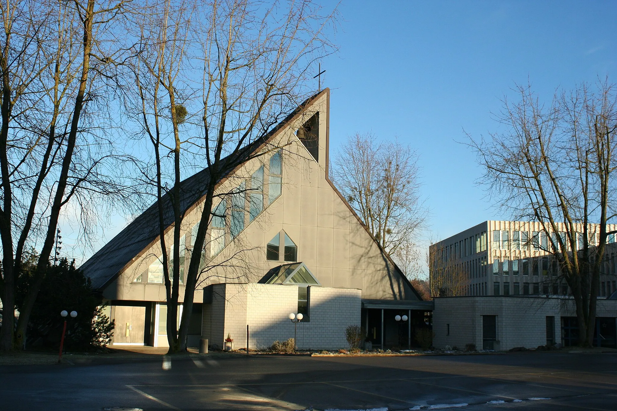 Photo showing: Römisch-katholische Kirche Bruder Klaus Volketswil