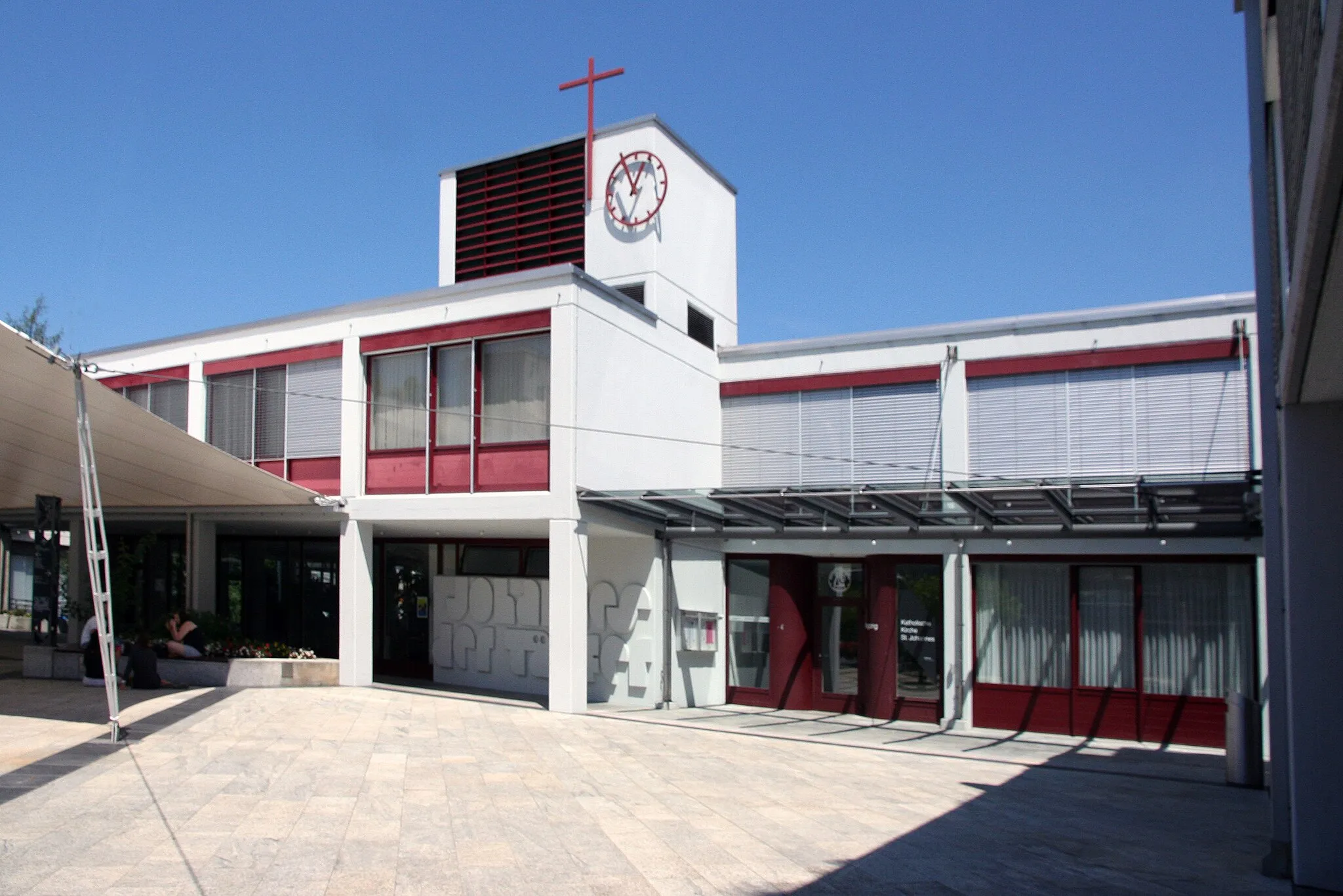 Photo showing: Römisch-katholische Pfarrkirche St. Johannes der Täufer Geroldswil, Aussenansicht